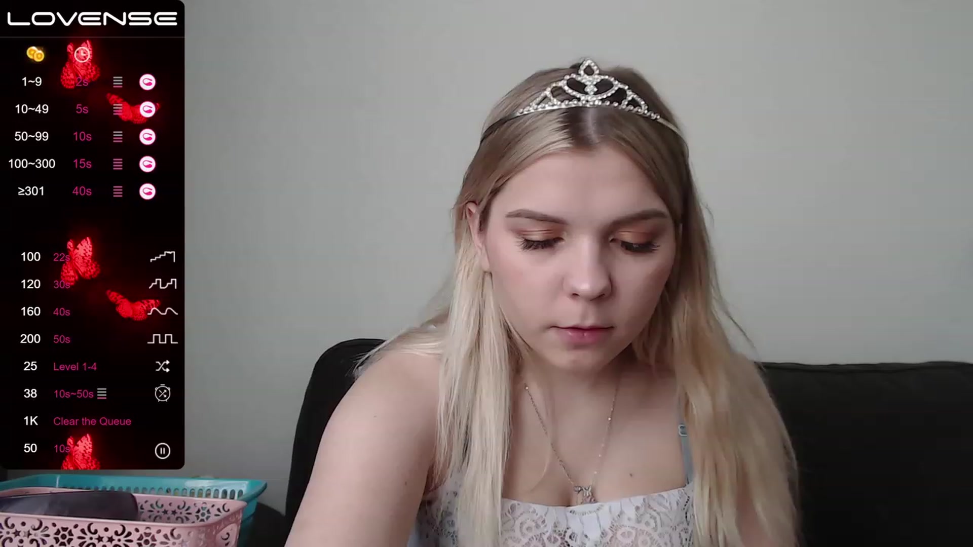 Gallery image thumbnail from PetiteAnny's myfreecams stream on, 06/08/2023, 04:25 image 12 of 20