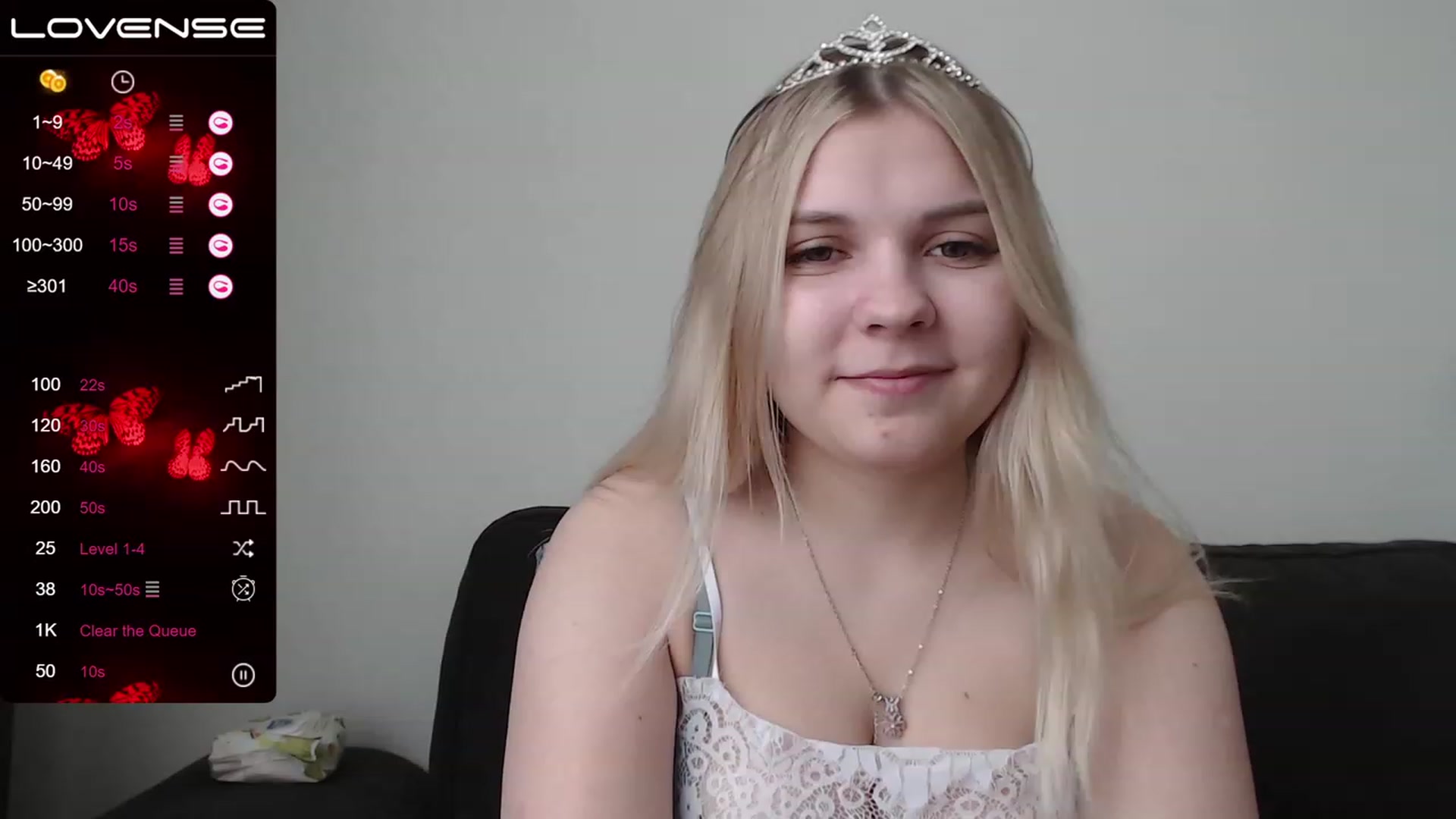 Gallery image thumbnail from PetiteAnny's myfreecams stream on, 06/08/2023, 04:25 image 3 of 20