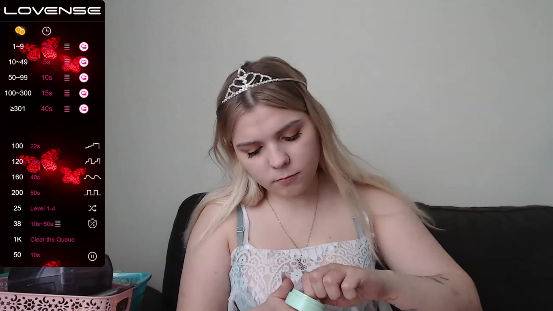 Gallery image thumbnail from PetiteAnny's myfreecams stream on, 06/08/2023, 04:25 image 9 of 20
