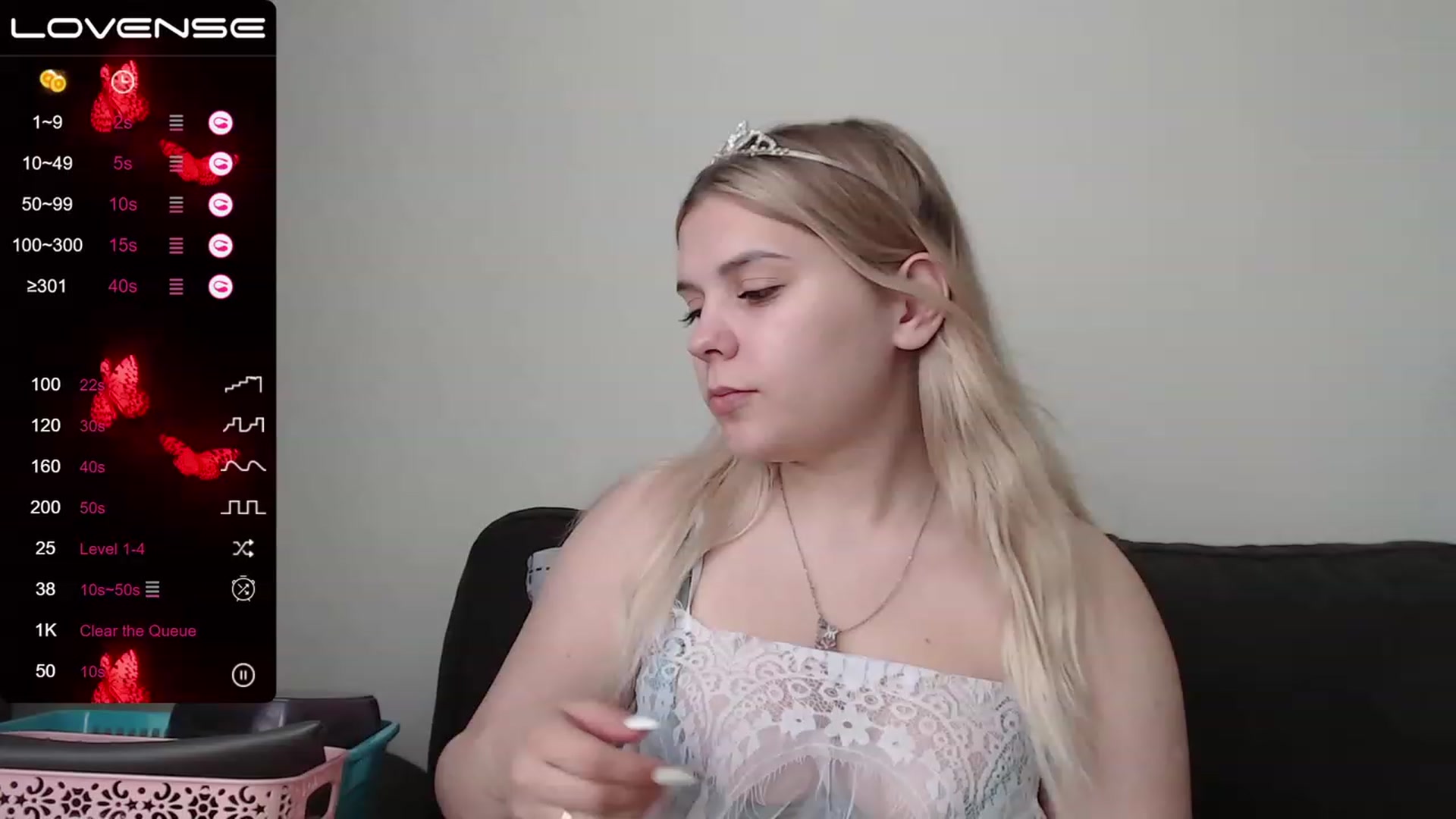 Gallery image thumbnail from PetiteAnny's myfreecams stream on, 06/08/2023, 04:25 image 6 of 20