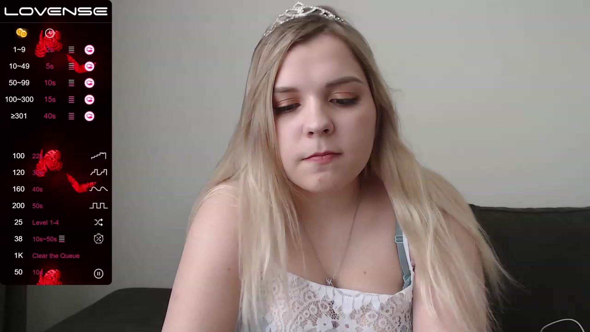 Gallery image thumbnail from PetiteAnny's myfreecams stream on, 06/08/2023, 07:28 image 10 of 20