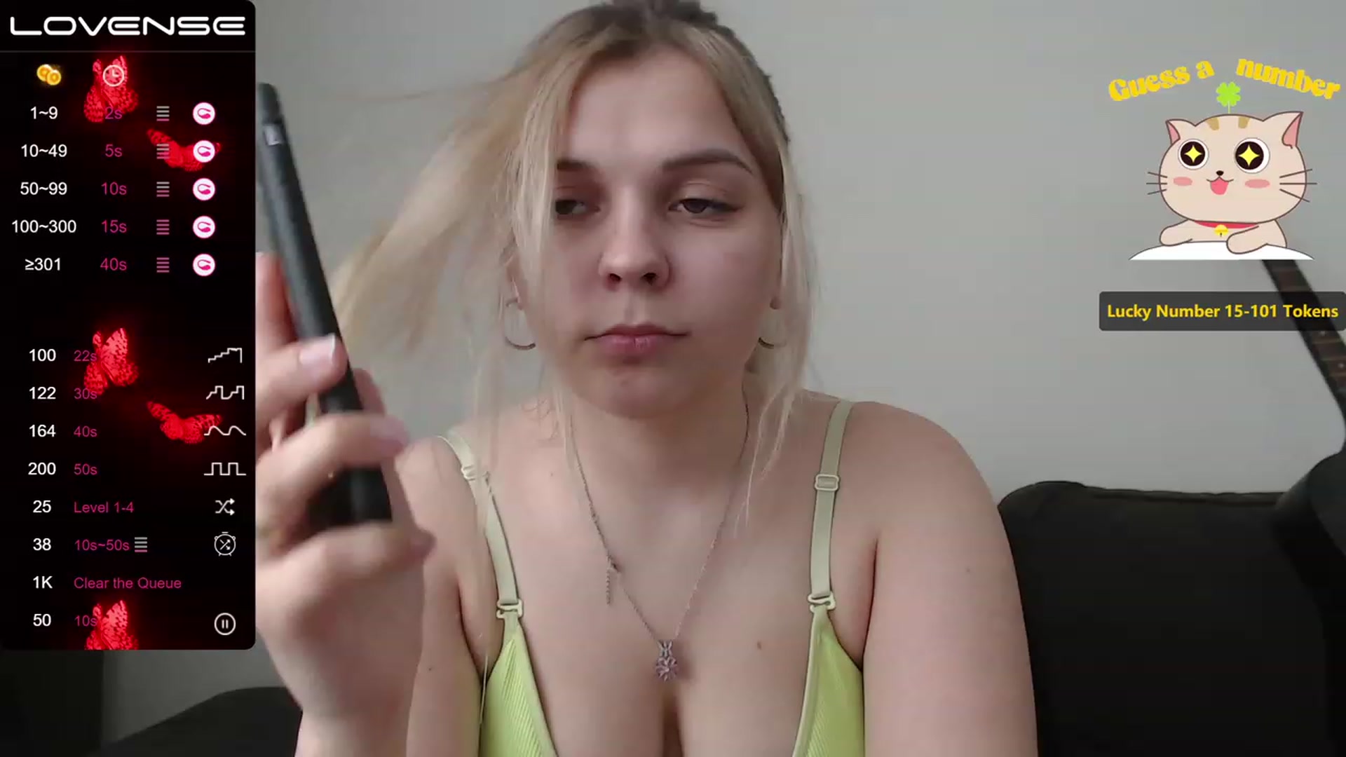 Gallery image thumbnail from PetiteAnny's myfreecams stream on, 06/13/2023, 07:14 image 19 of 20