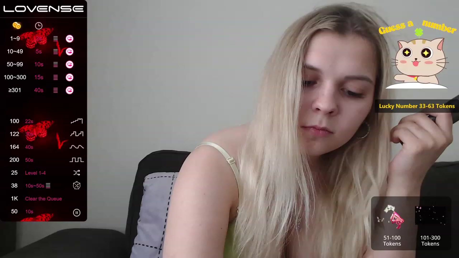 Gallery image thumbnail from PetiteAnny's myfreecams stream on, 06/14/2023, 07:09 image 7 of 20