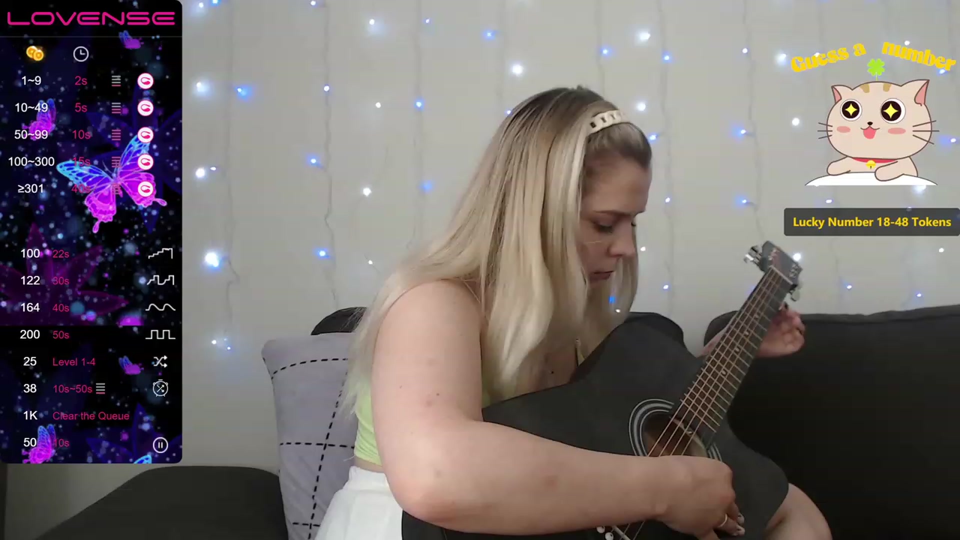 Gallery image thumbnail from PetiteAnny's myfreecams stream on, 07/13/2023, 07:20 image 4 of 20