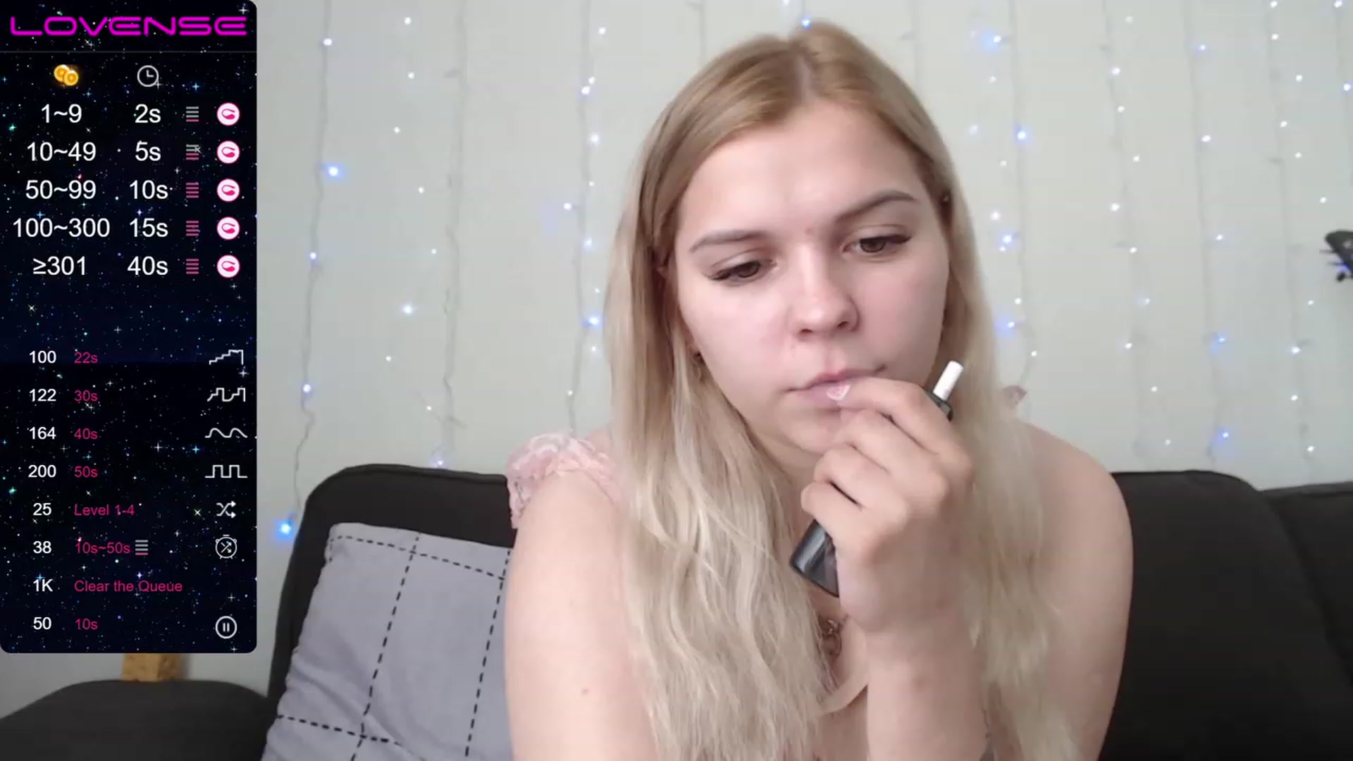 Gallery image thumbnail from PetiteAnny's myfreecams stream on, 07/27/2023, 03:51 image 17 of 20