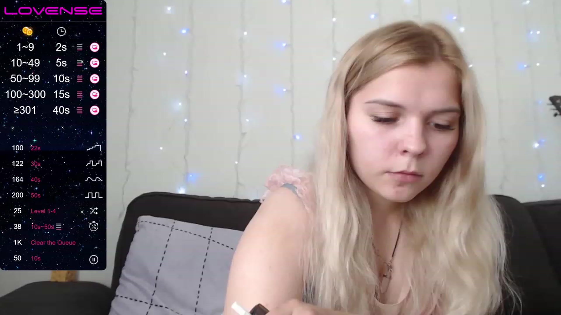 Gallery image thumbnail from PetiteAnny's myfreecams stream on, 07/27/2023, 03:51 image 19 of 20