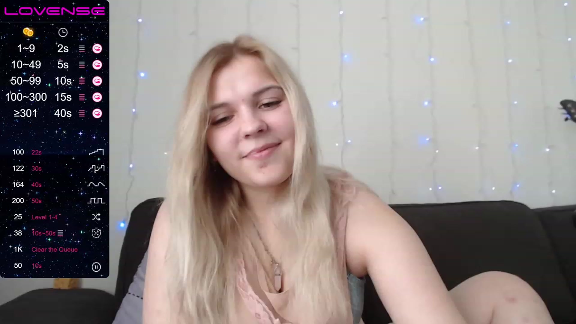 Gallery image thumbnail from PetiteAnny's myfreecams stream on, 07/27/2023, 04:23 image 8 of 20