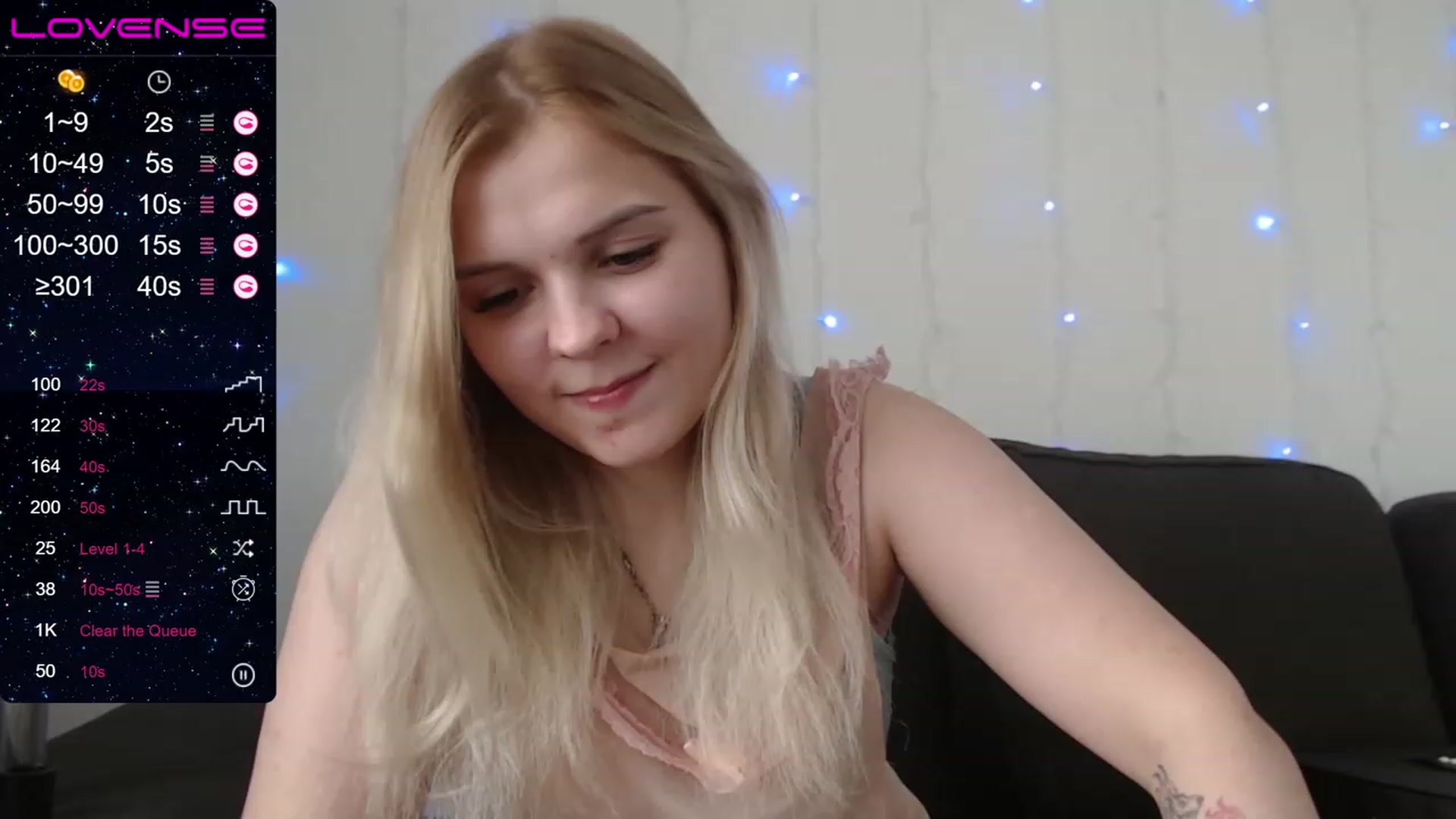 Gallery image thumbnail from PetiteAnny's myfreecams stream on, 07/27/2023, 10:30 image 4 of 20