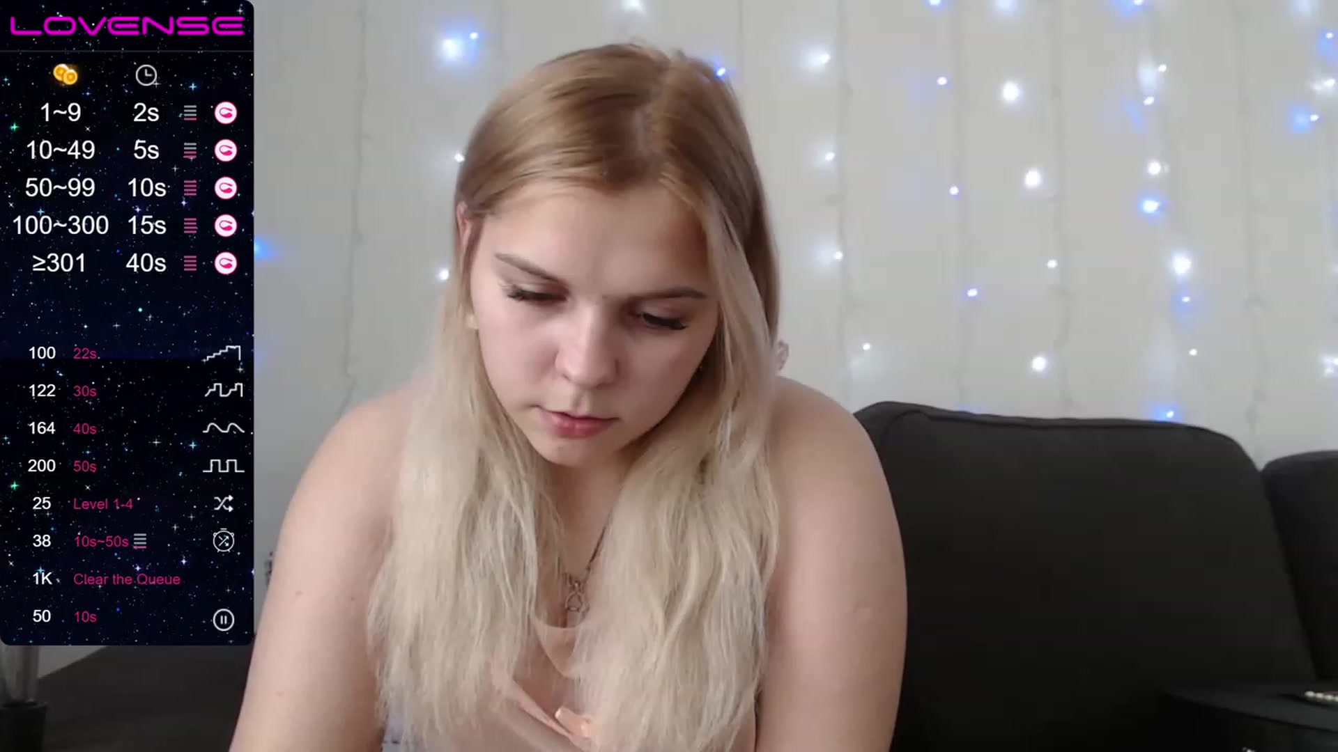 Gallery image thumbnail from PetiteAnny's myfreecams stream on, 07/27/2023, 10:30 image 18 of 20