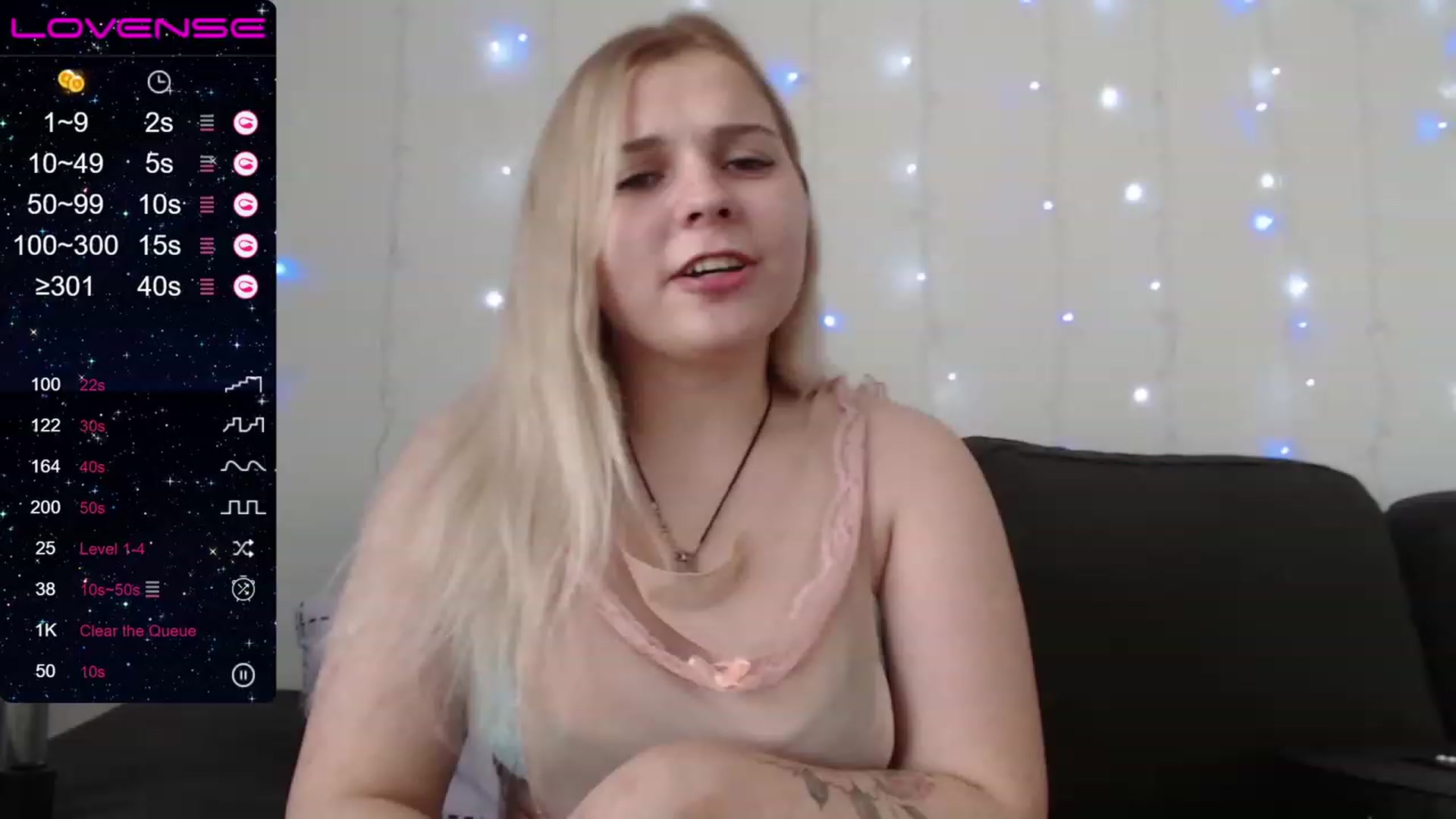 Gallery image thumbnail from PetiteAnny's myfreecams stream on, 07/27/2023, 10:30 image 10 of 20