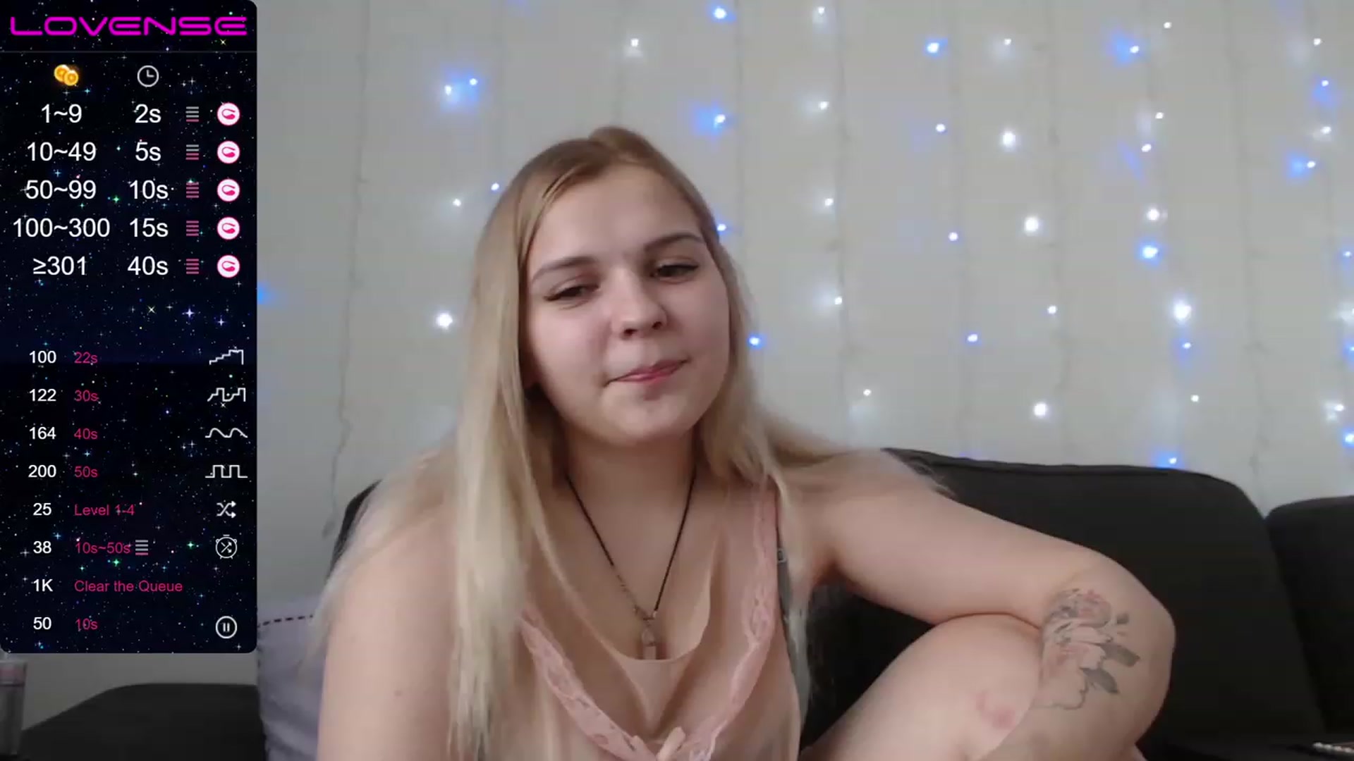 Gallery image thumbnail from PetiteAnny's myfreecams stream on, 07/27/2023, 11:01 image 1 of 20