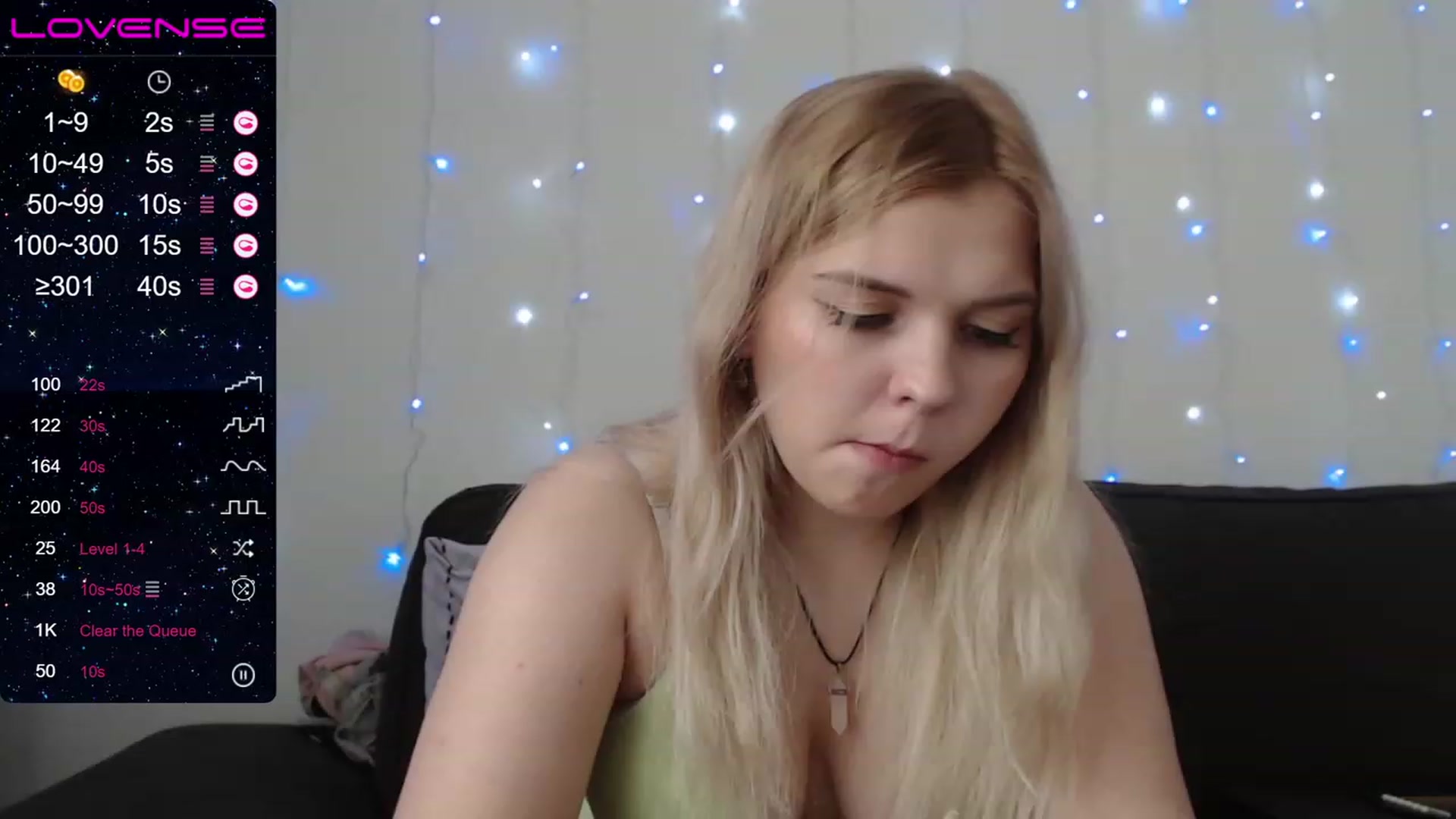Gallery image thumbnail from PetiteAnny's myfreecams stream on, 07/28/2023, 07:53 image 13 of 20