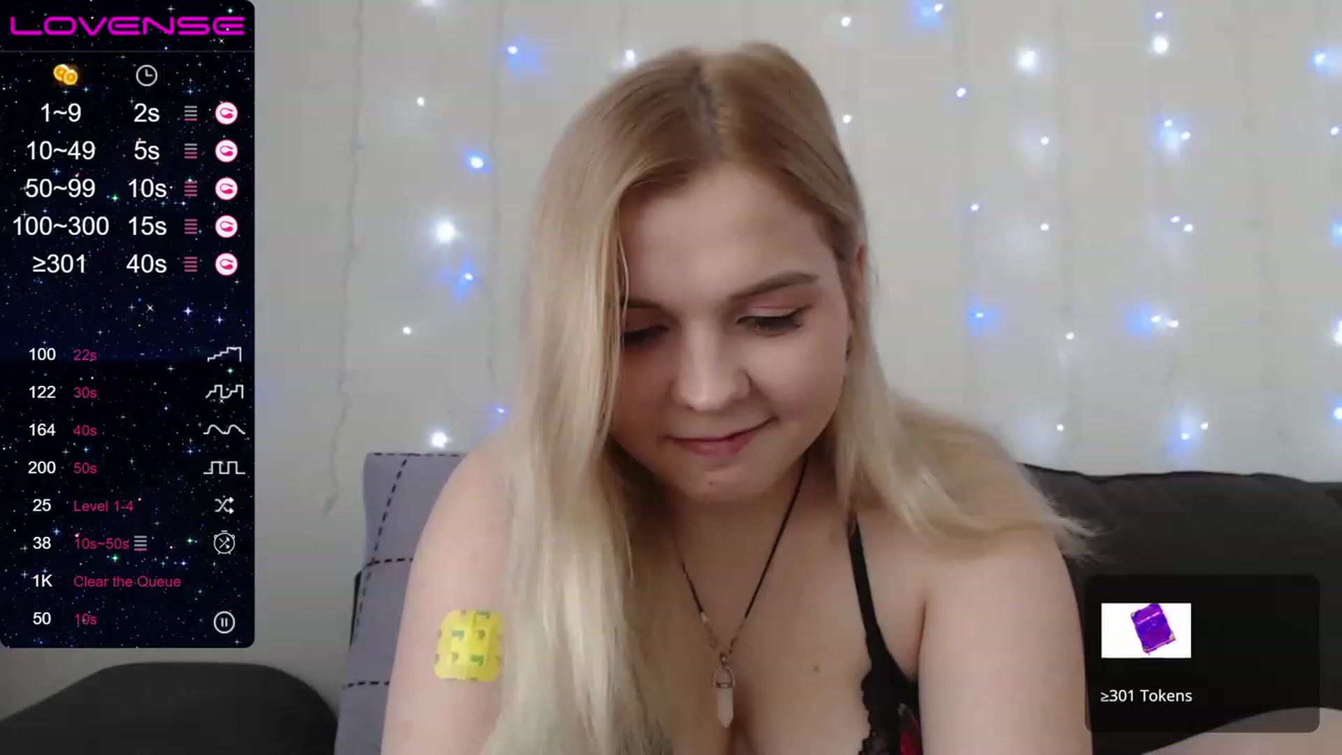 Gallery image thumbnail from PetiteAnny's myfreecams stream on, 08/06/2023, 11:32 image 15 of 20