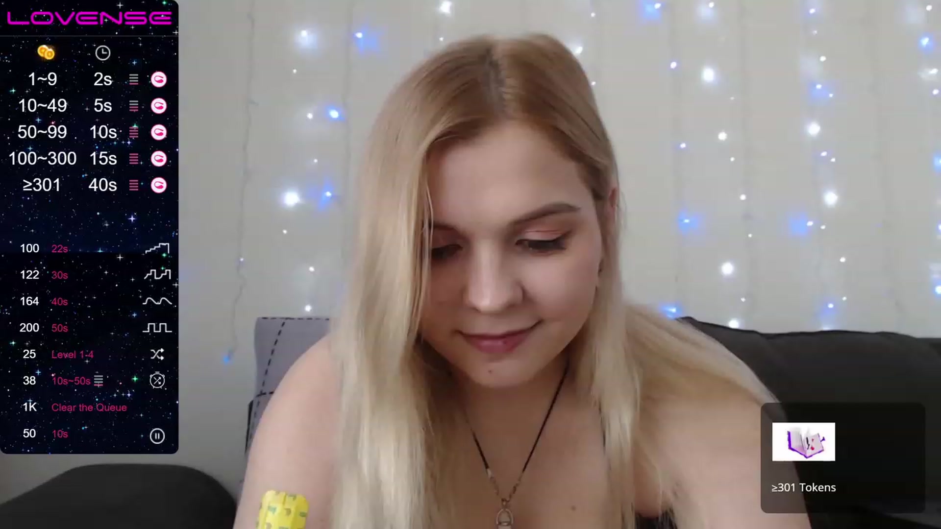 Gallery image thumbnail from PetiteAnny's myfreecams stream on, 08/06/2023, 11:32 image 18 of 20
