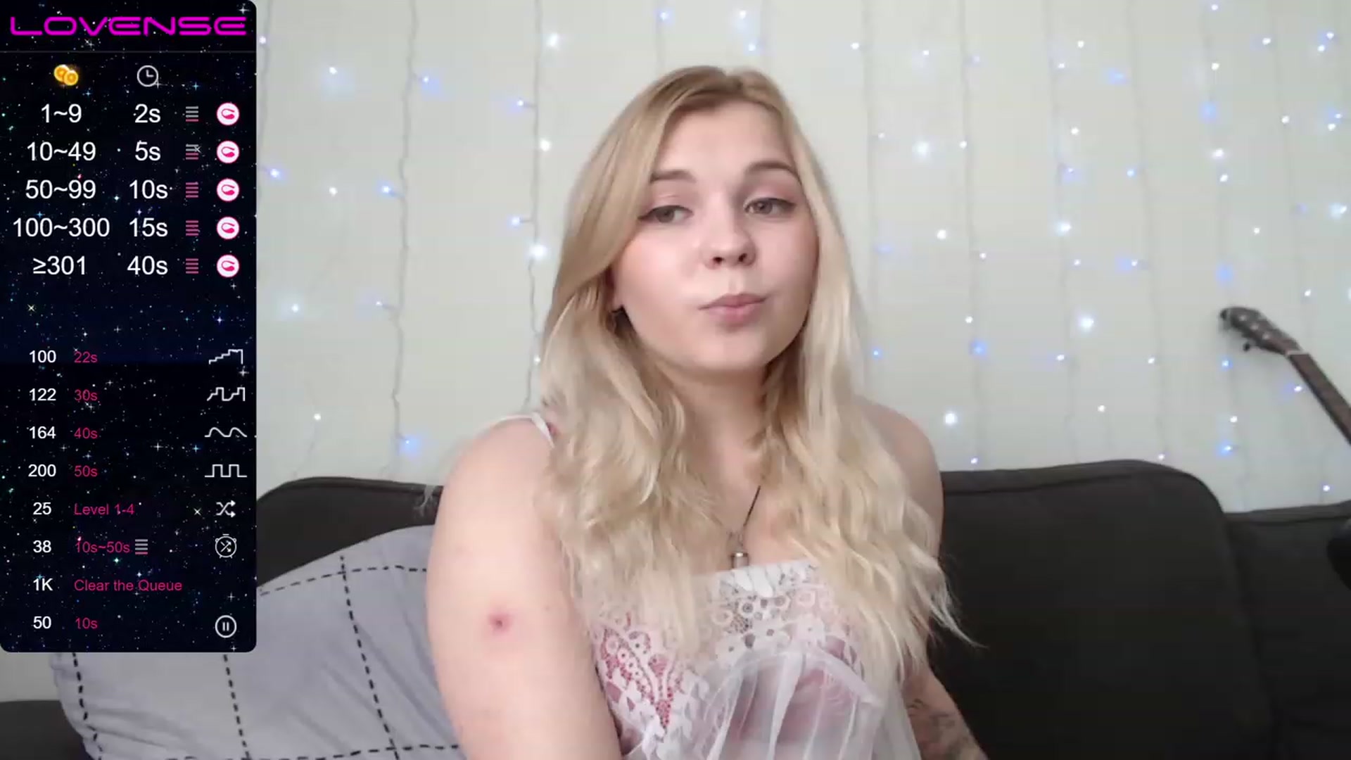 Gallery image thumbnail from PetiteAnny's myfreecams stream on, 08/10/2023, 03:58 image 11 of 20