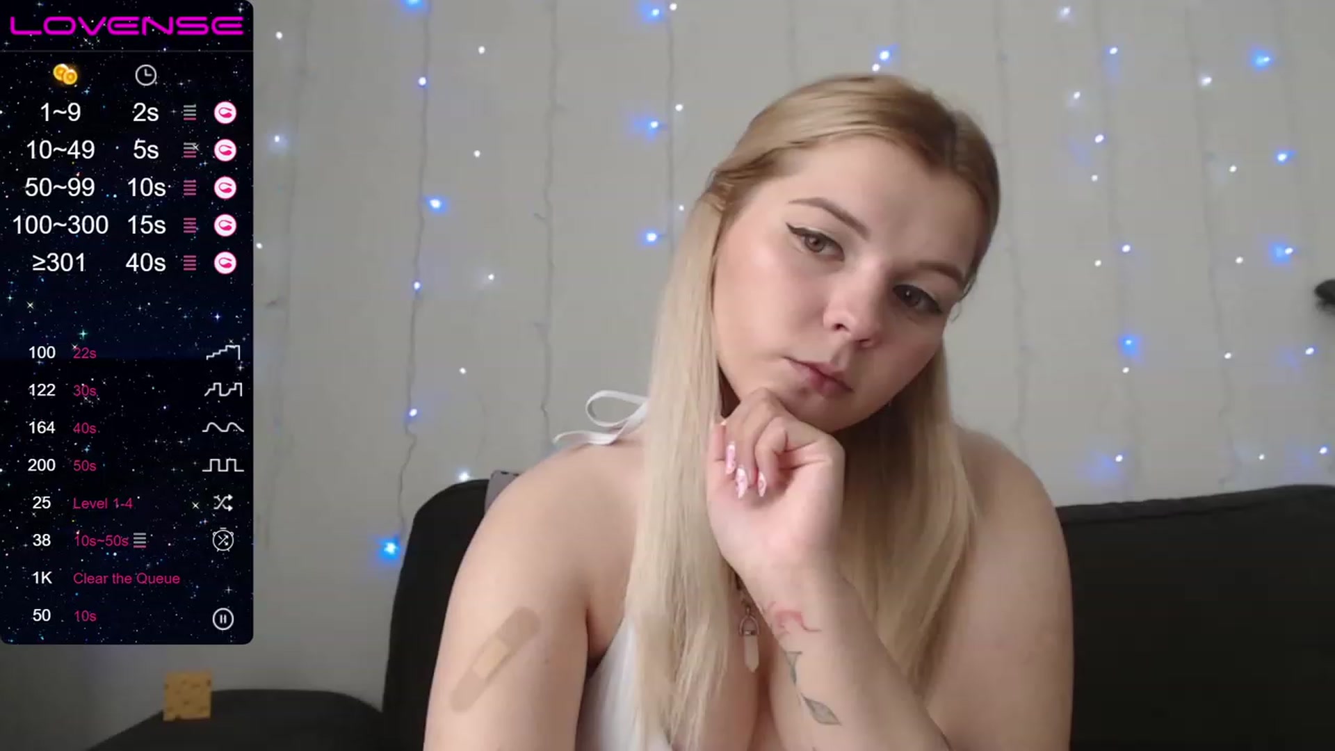 Gallery image thumbnail from PetiteAnny's myfreecams stream on, 08/14/2023, 03:44 image 15 of 20