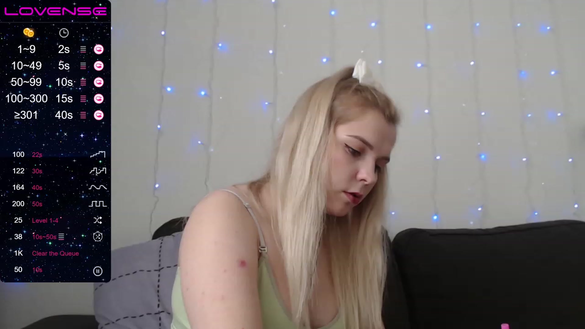 Gallery image thumbnail from PetiteAnny's myfreecams stream on, 08/17/2023, 06:06 image 13 of 20