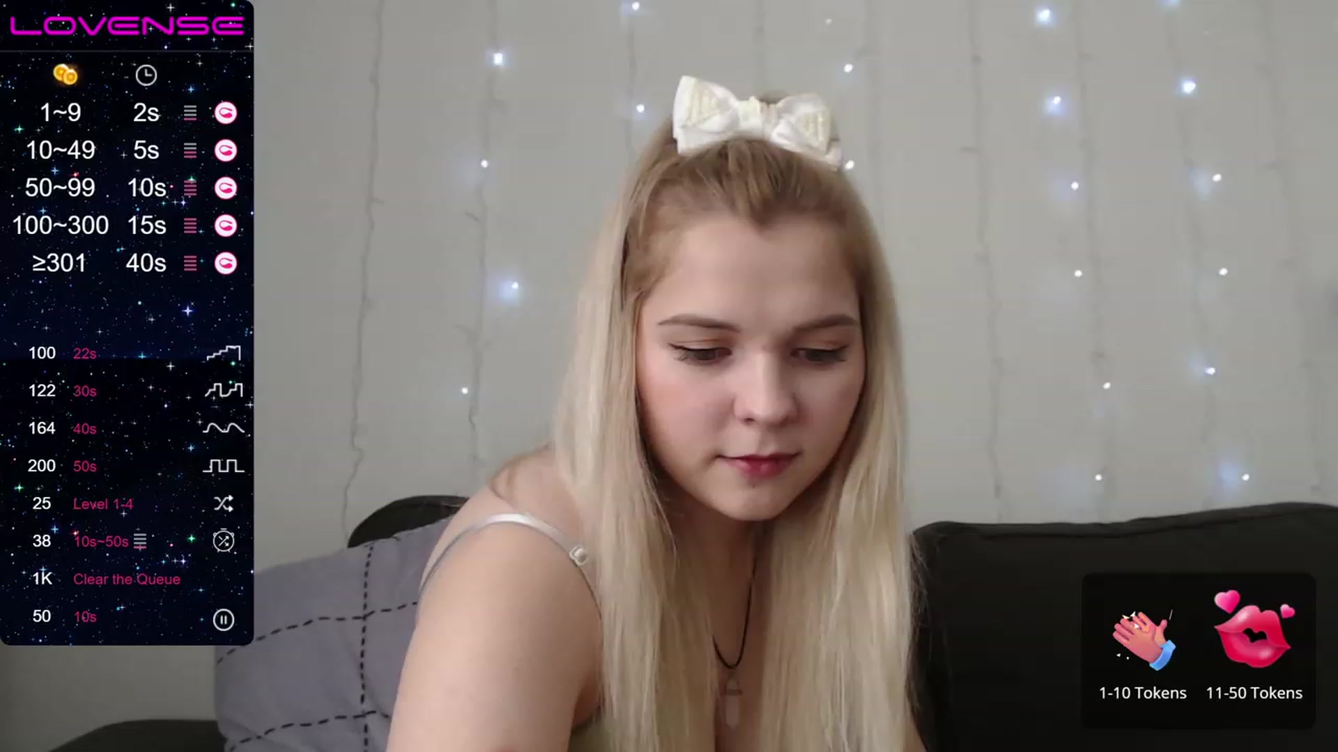 Gallery image thumbnail from PetiteAnny's myfreecams stream on, 08/17/2023, 06:06 image 10 of 20