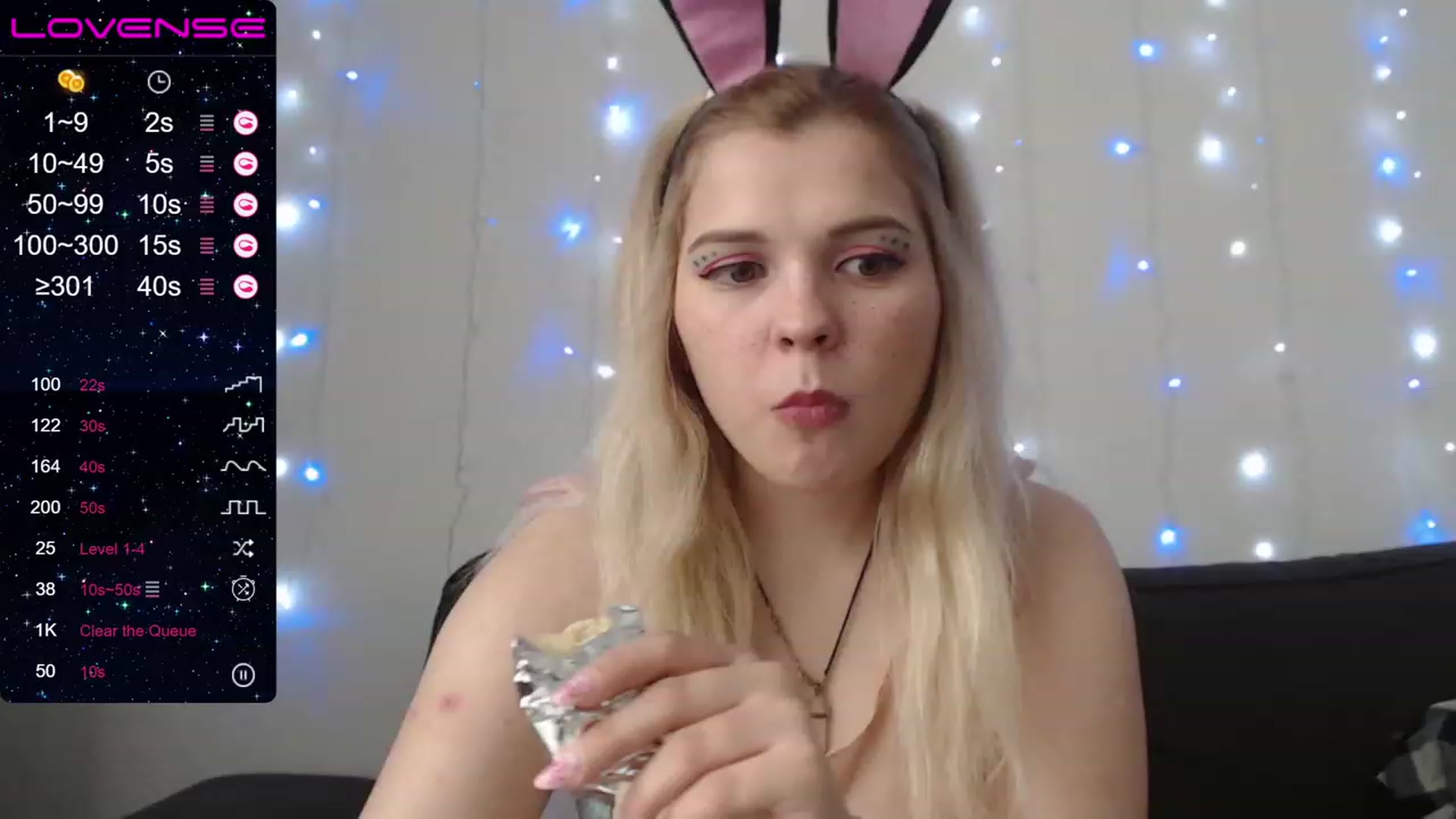 Gallery image thumbnail from PetiteAnny's myfreecams stream on, 08/20/2023, 04:15 image 14 of 20