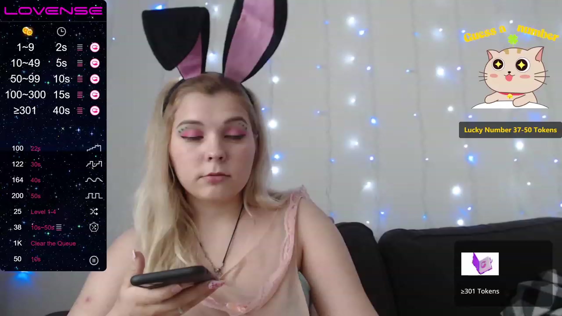 Gallery image thumbnail from PetiteAnny's myfreecams stream on, 08/20/2023, 07:25 image 8 of 20