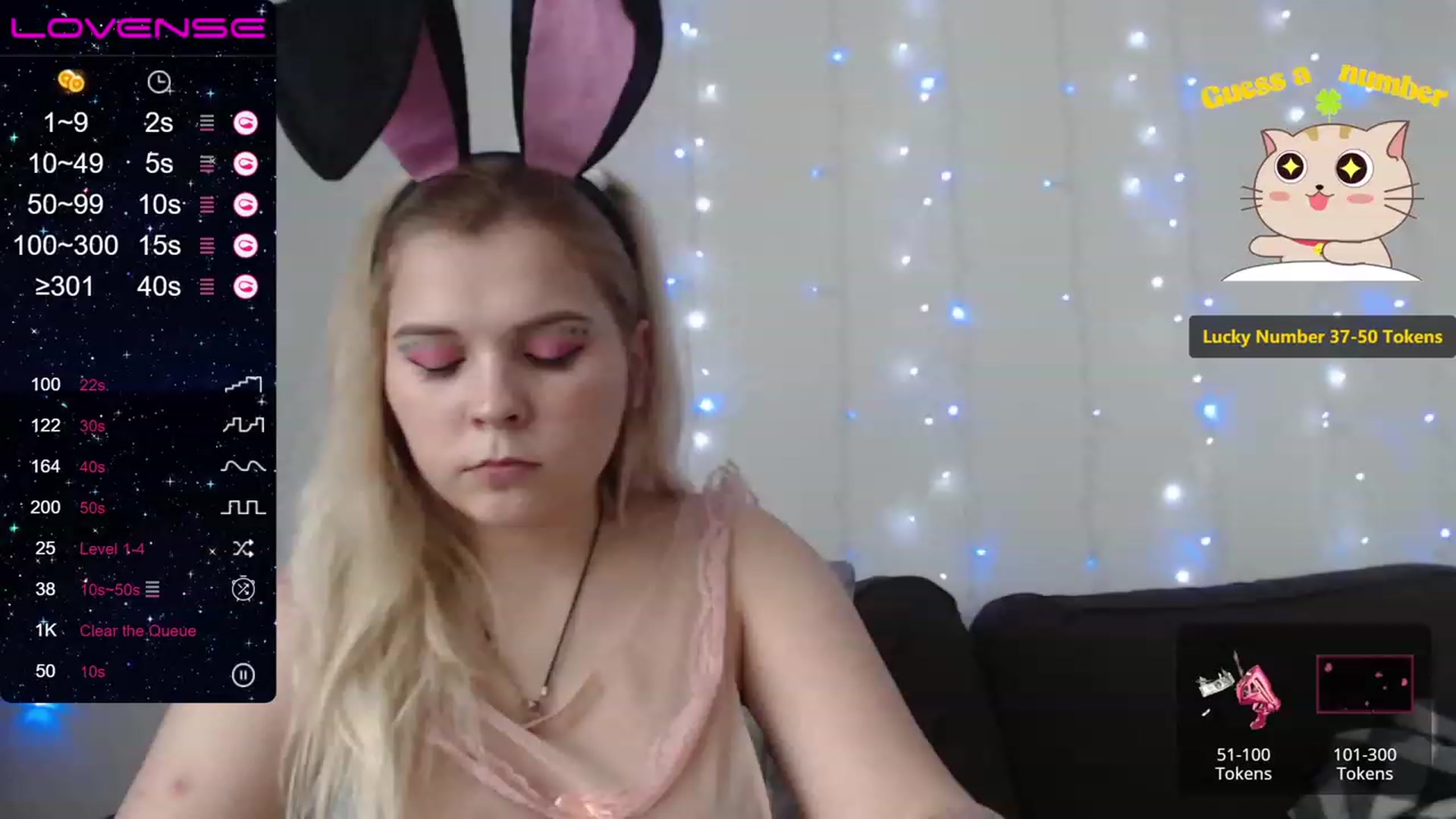 Gallery image thumbnail from PetiteAnny's myfreecams stream on, 08/20/2023, 07:25 image 7 of 20