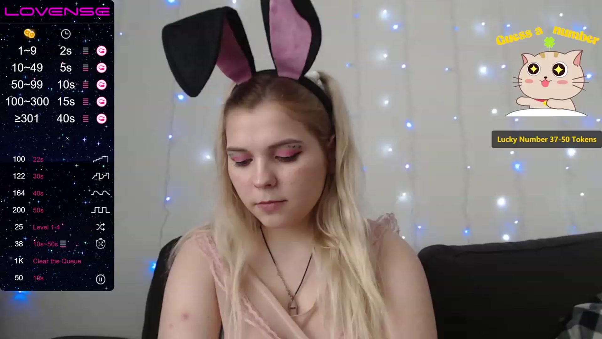Gallery image thumbnail from PetiteAnny's myfreecams stream on, 08/20/2023, 07:25 image 11 of 20