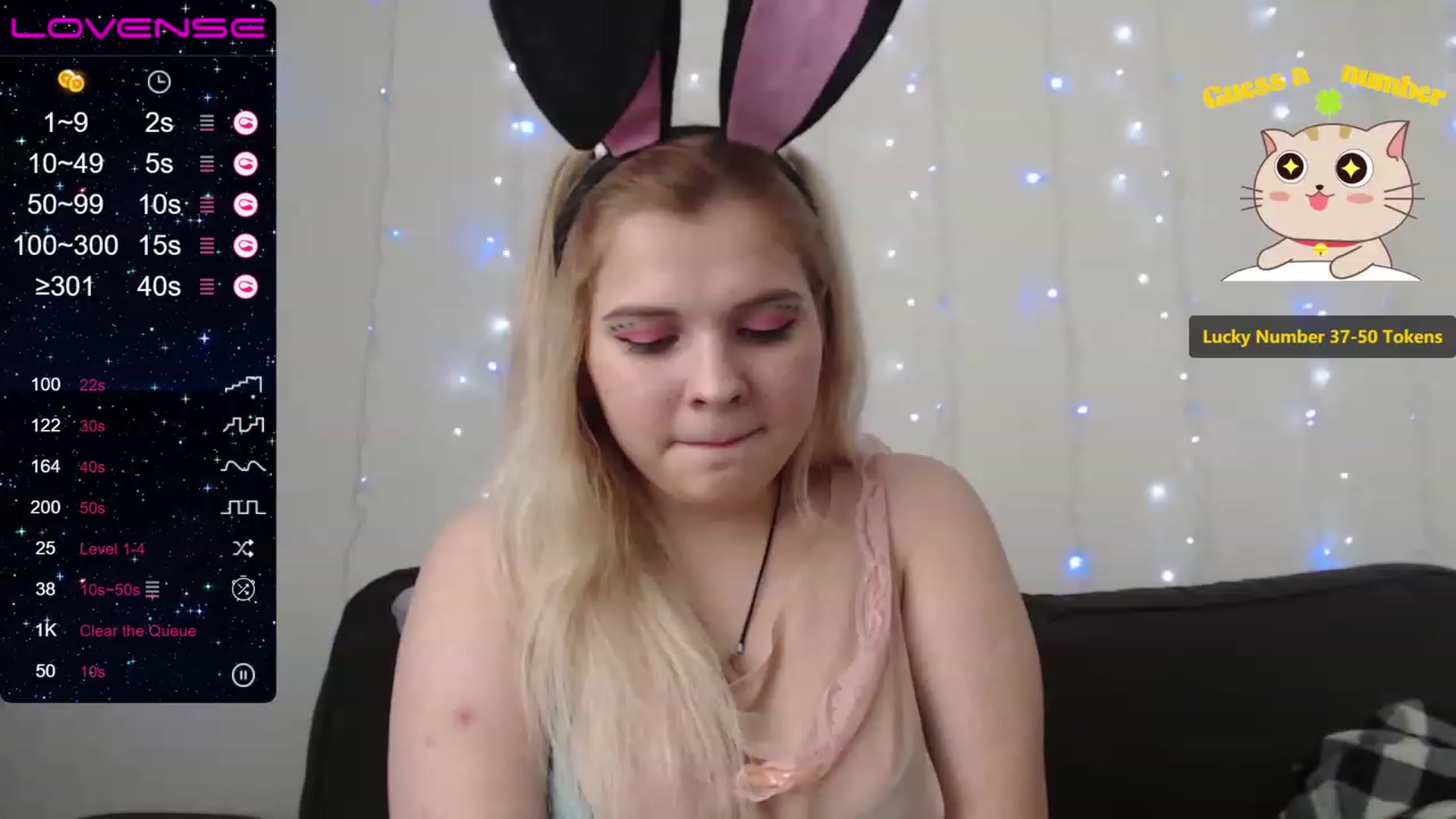 Gallery image thumbnail from PetiteAnny's myfreecams stream on, 08/20/2023, 07:25 image 14 of 20