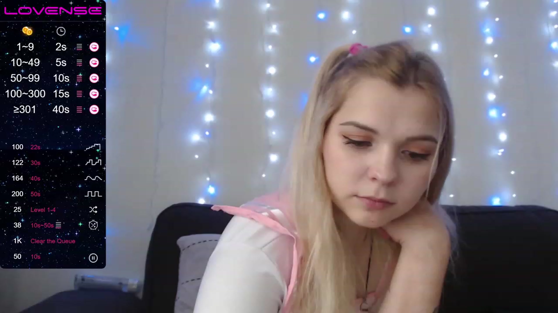 Gallery image thumbnail from PetiteAnny's myfreecams stream on, 08/28/2023, 04:50 image 10 of 20
