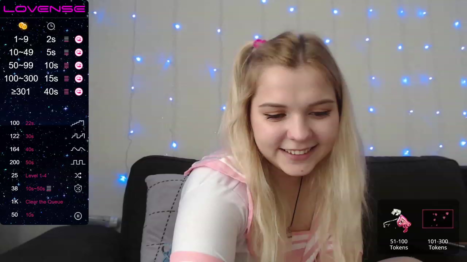 Gallery image thumbnail from PetiteAnny's myfreecams stream on, 08/28/2023, 06:57 image 6 of 20
