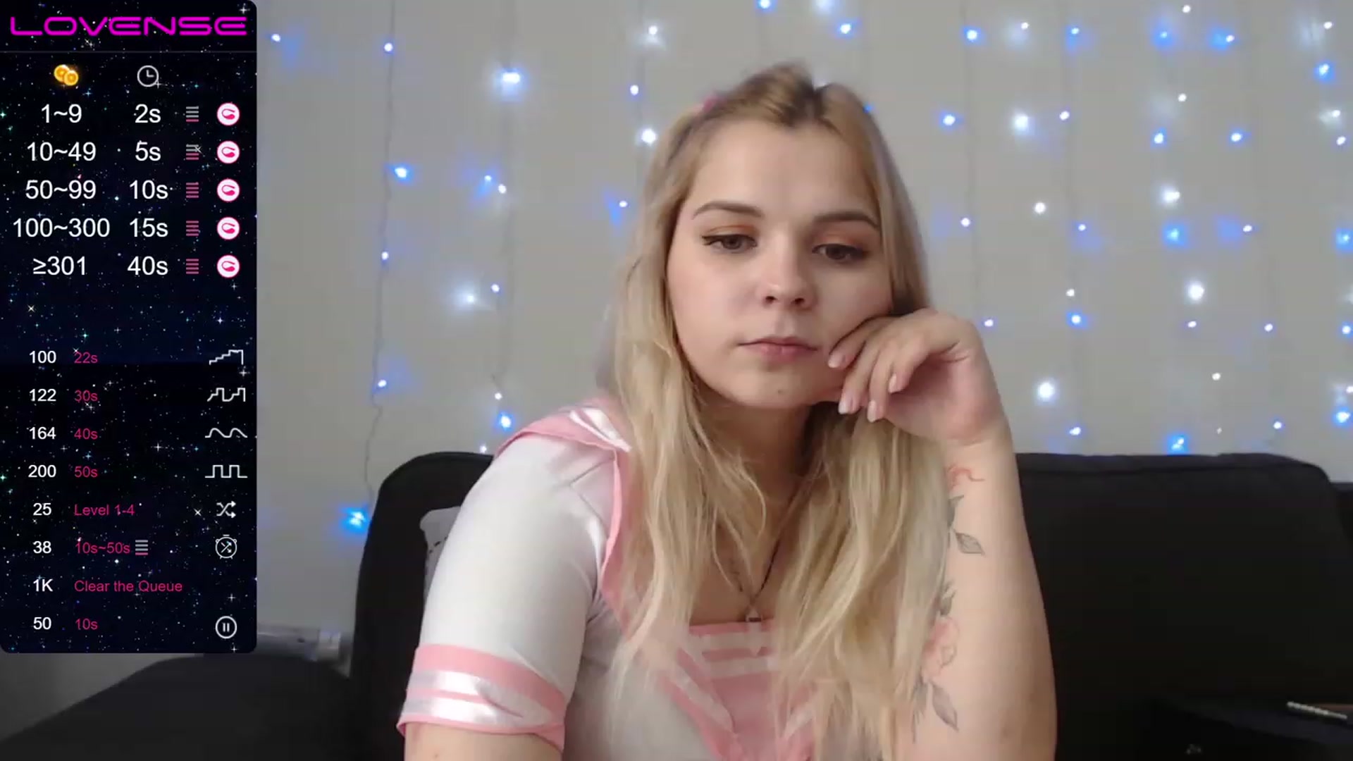 Gallery image thumbnail from PetiteAnny's myfreecams stream on, 08/28/2023, 06:57 image 11 of 20