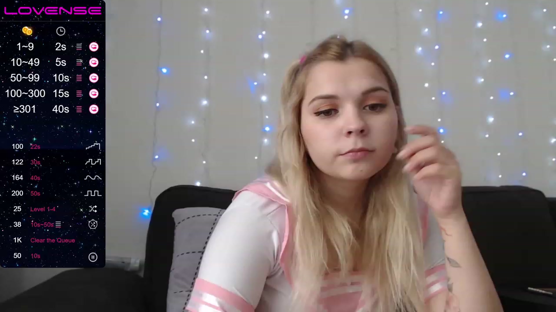Gallery image thumbnail from PetiteAnny's myfreecams stream on, 08/28/2023, 06:57 image 17 of 20
