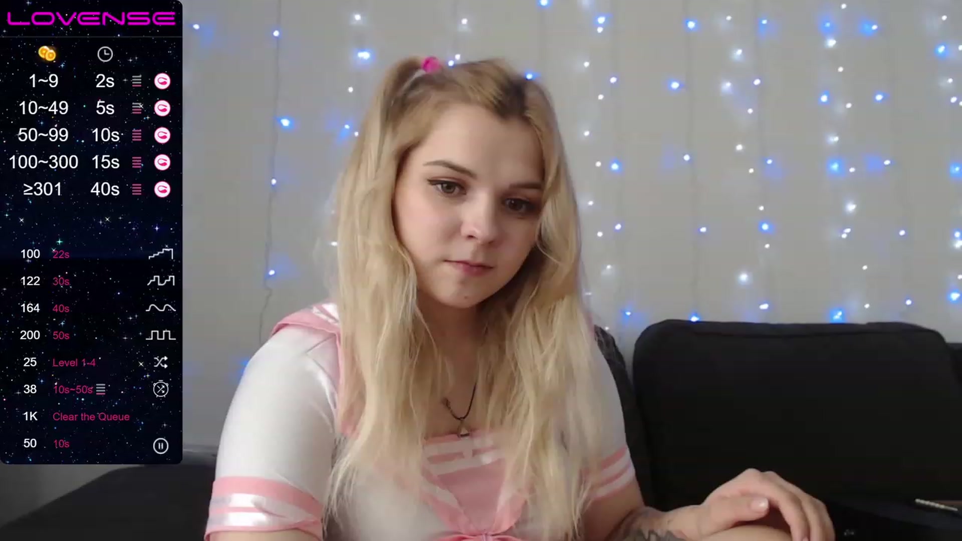 Gallery image thumbnail from PetiteAnny's myfreecams stream on, 08/28/2023, 06:57 image 10 of 20