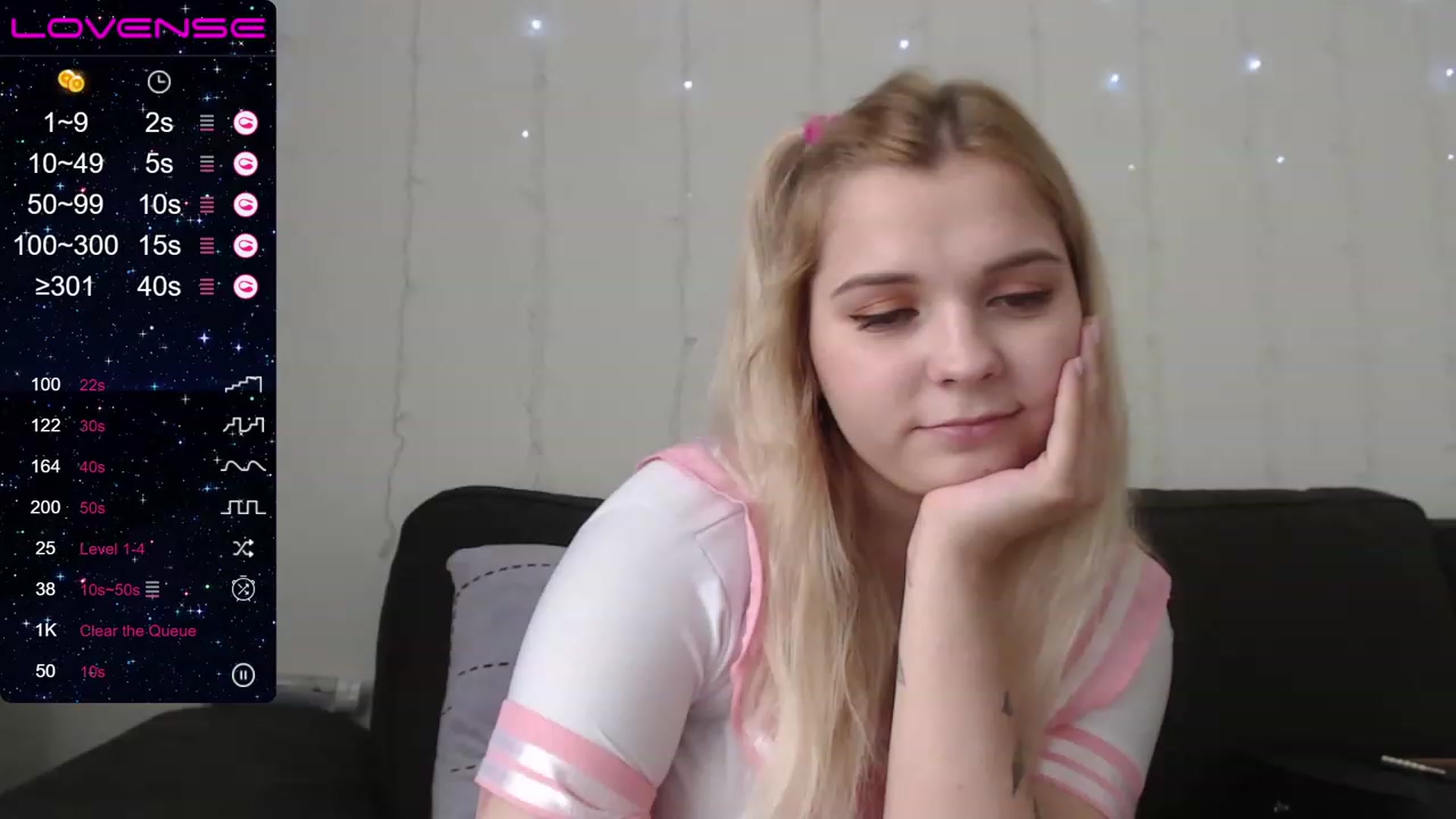 Gallery image thumbnail from PetiteAnny's myfreecams stream on, 08/28/2023, 06:57 image 1 of 20