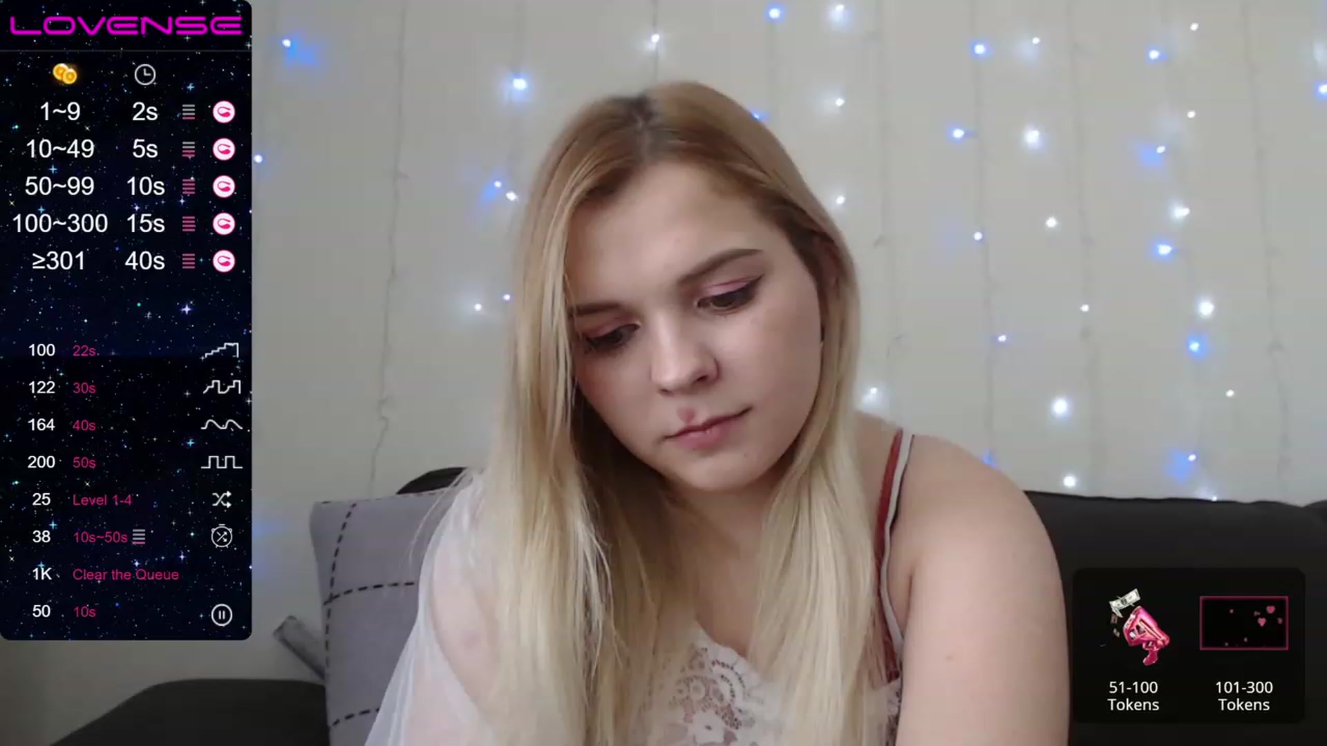 Gallery image thumbnail from PetiteAnny's myfreecams stream on, 08/31/2023, 07:31 image 8 of 20