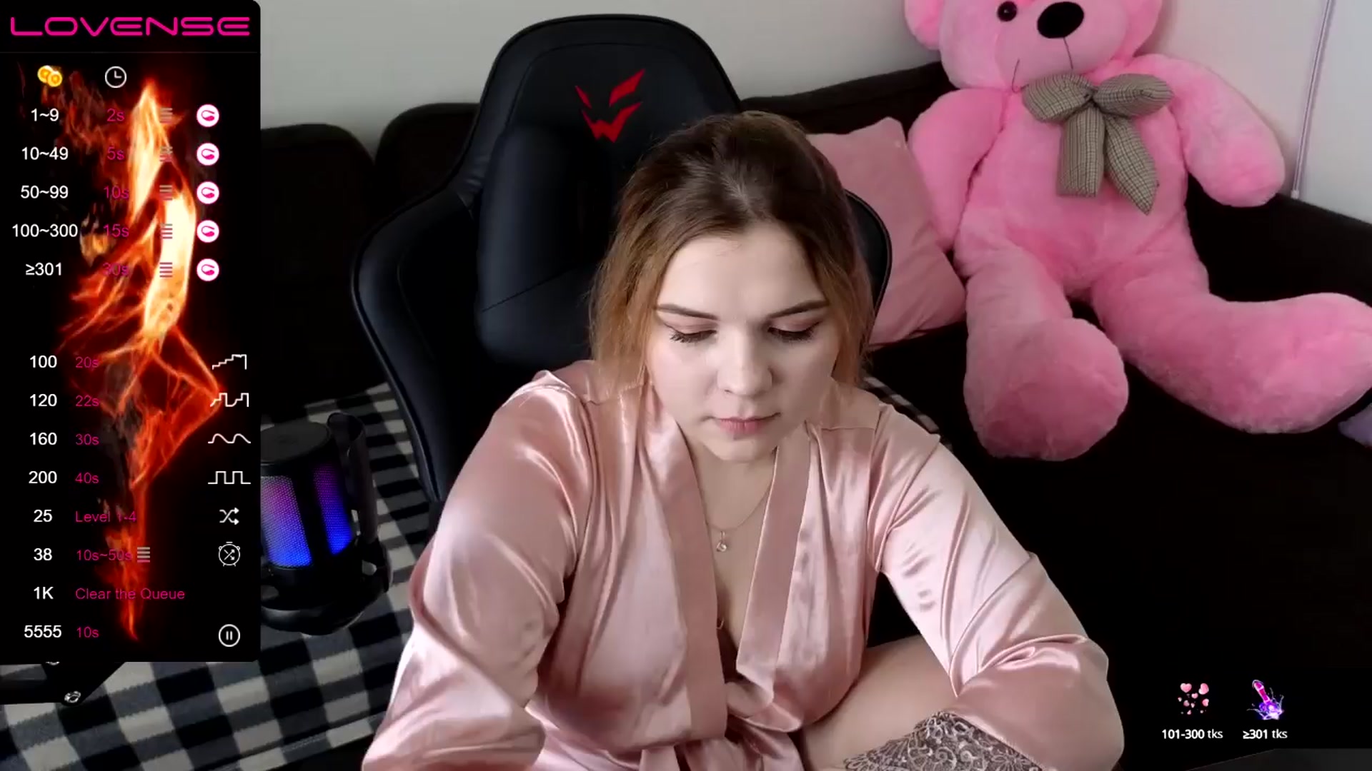 Gallery image thumbnail from PetiteAnny's myfreecams stream on, 04/08/2024, 05:52 image 15 of 20