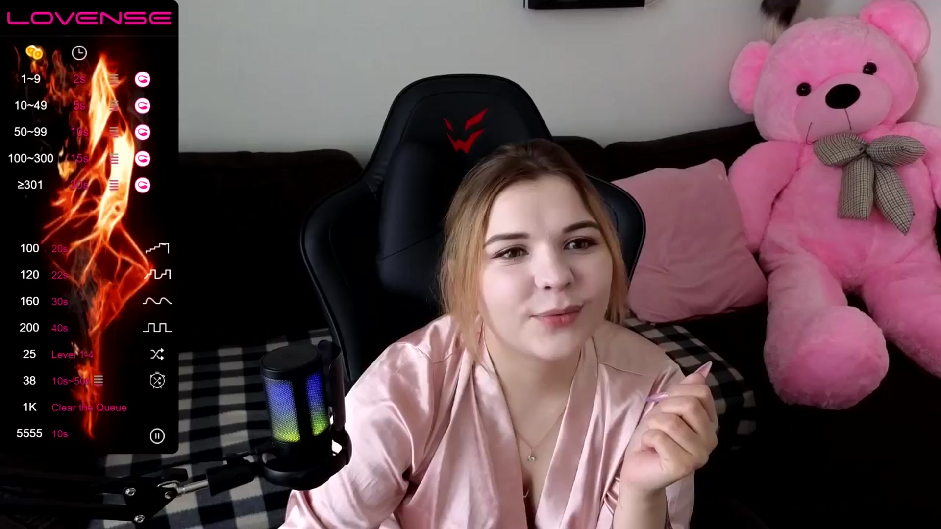 Gallery image thumbnail from PetiteAnny's myfreecams stream on, 04/08/2024, 05:52 image 9 of 20