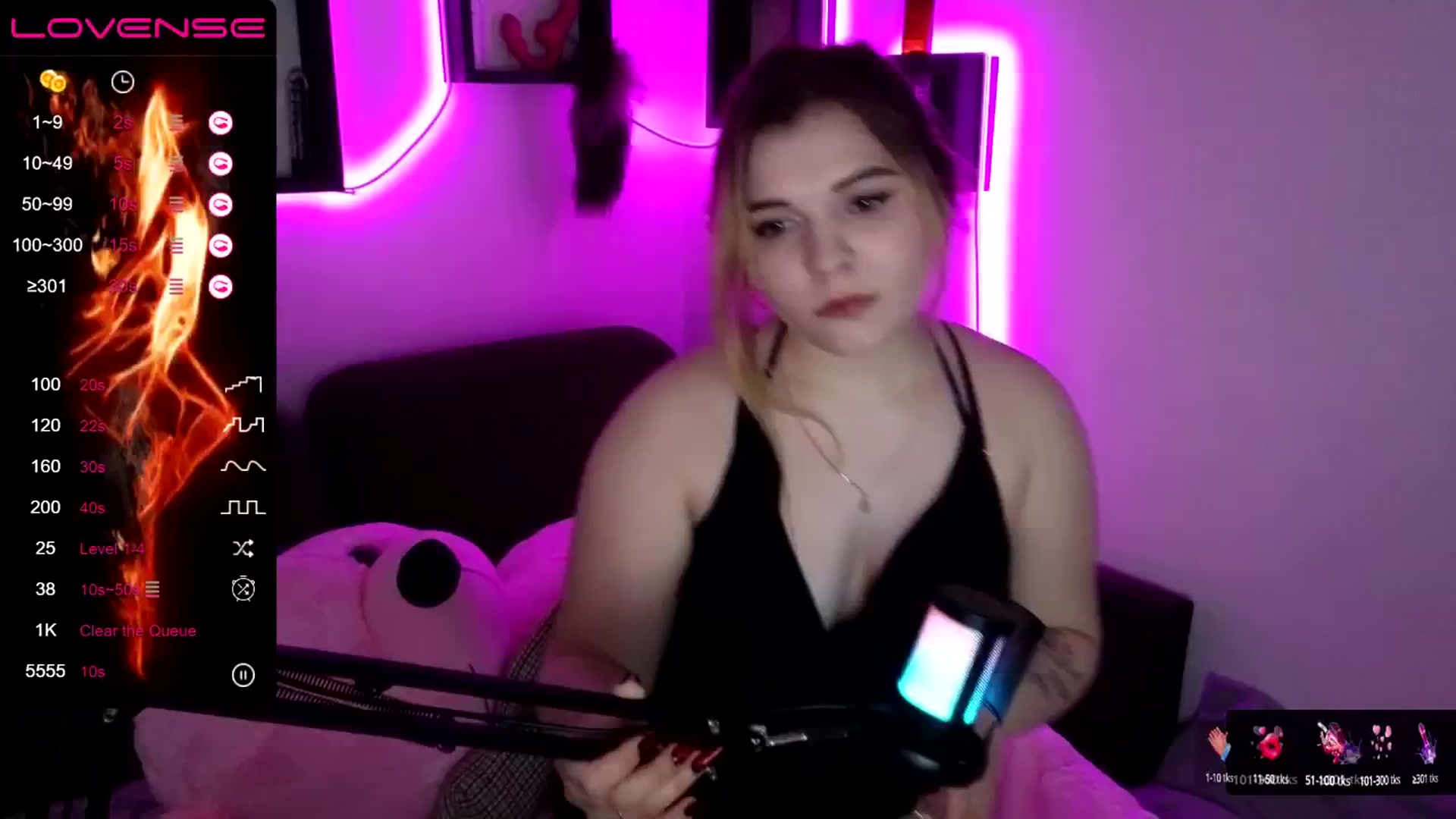 Gallery image thumbnail from PetiteAnny's myfreecams stream on, 04/30/2024, 10:18 image 4 of 20