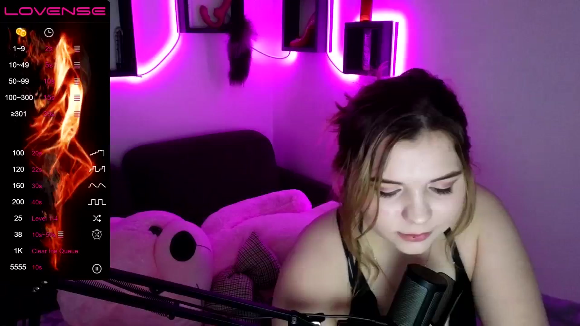 Gallery image thumbnail from PetiteAnny's myfreecams stream on, 04/30/2024, 10:18 image 11 of 20