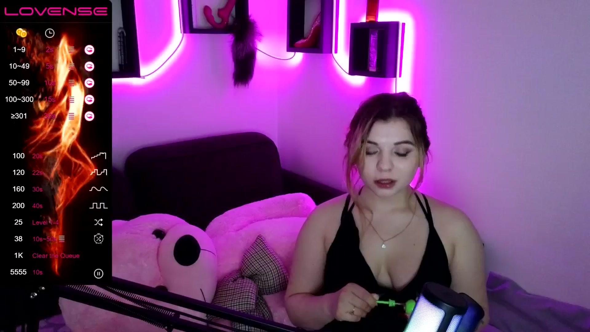 Gallery image thumbnail from PetiteAnny's myfreecams stream on, 04/30/2024, 10:18 image 14 of 20