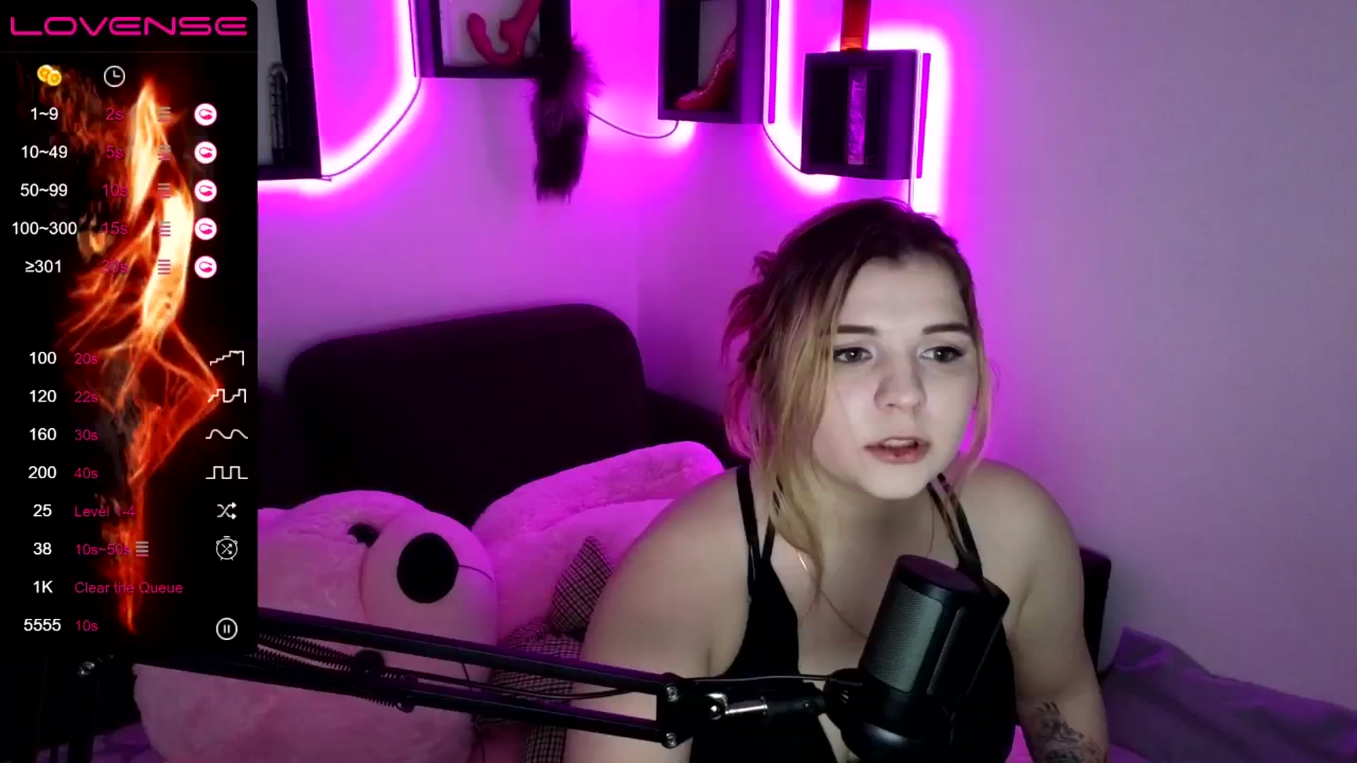 Gallery image thumbnail from PetiteAnny's myfreecams stream on, 04/30/2024, 10:18 image 5 of 20