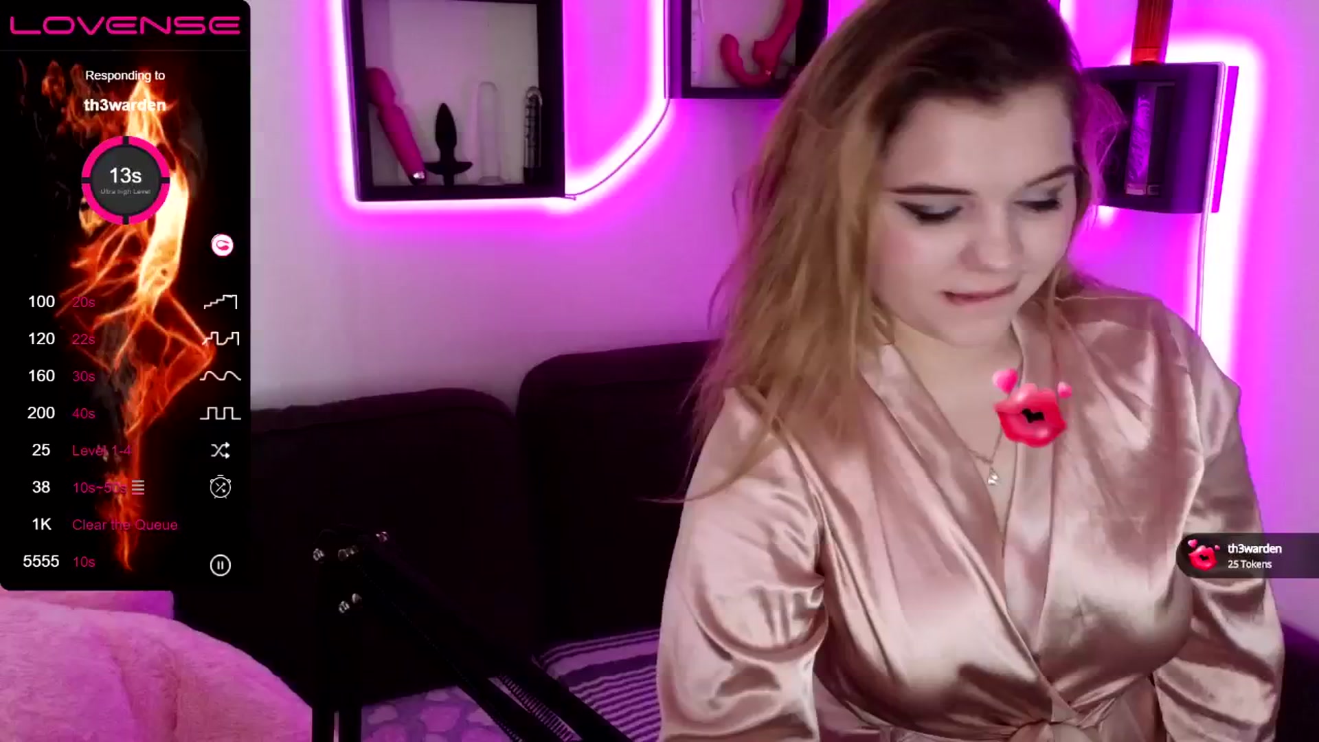 Gallery image thumbnail from PetiteAnny's myfreecams stream on, 05/01/2024, 05:04 image 13 of 20