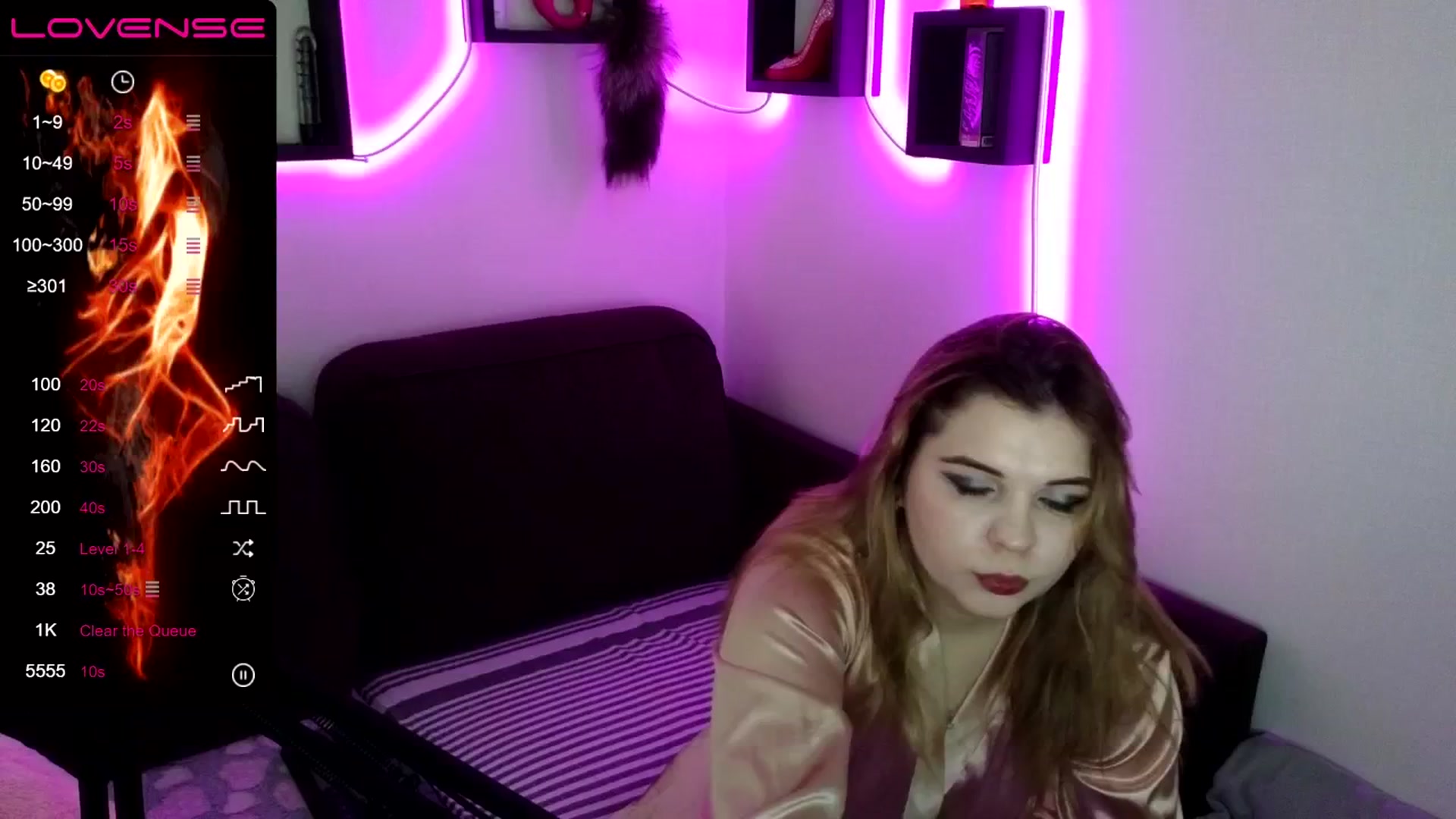Gallery image thumbnail from PetiteAnny's myfreecams stream on, 05/01/2024, 05:04 image 16 of 20