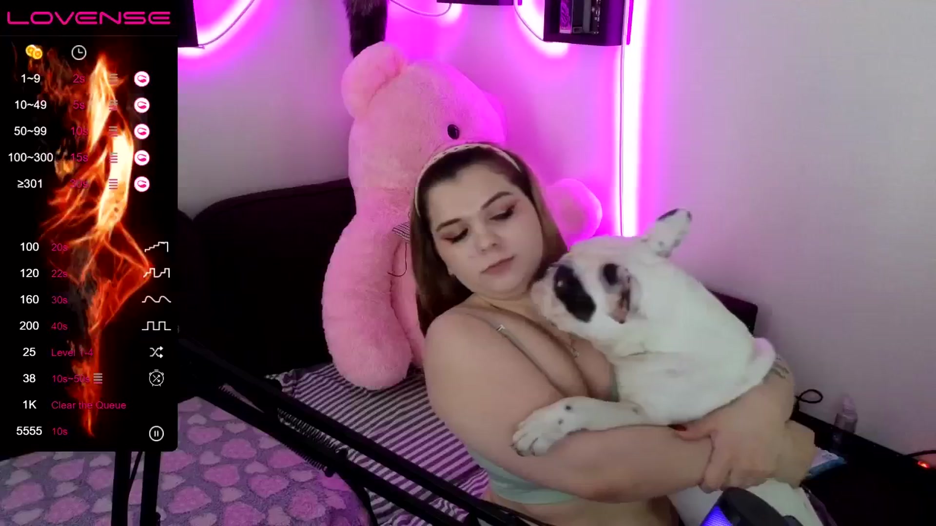 Gallery image thumbnail from PetiteAnny's myfreecams stream on, 05/08/2024, 04:54 image 8 of 20