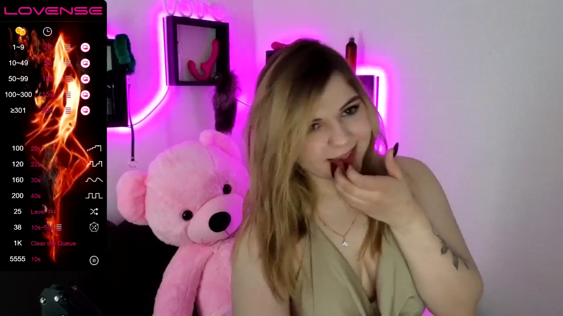 Gallery image thumbnail from PetiteAnny's myfreecams stream on, 05/10/2024, 06:25 image 12 of 20