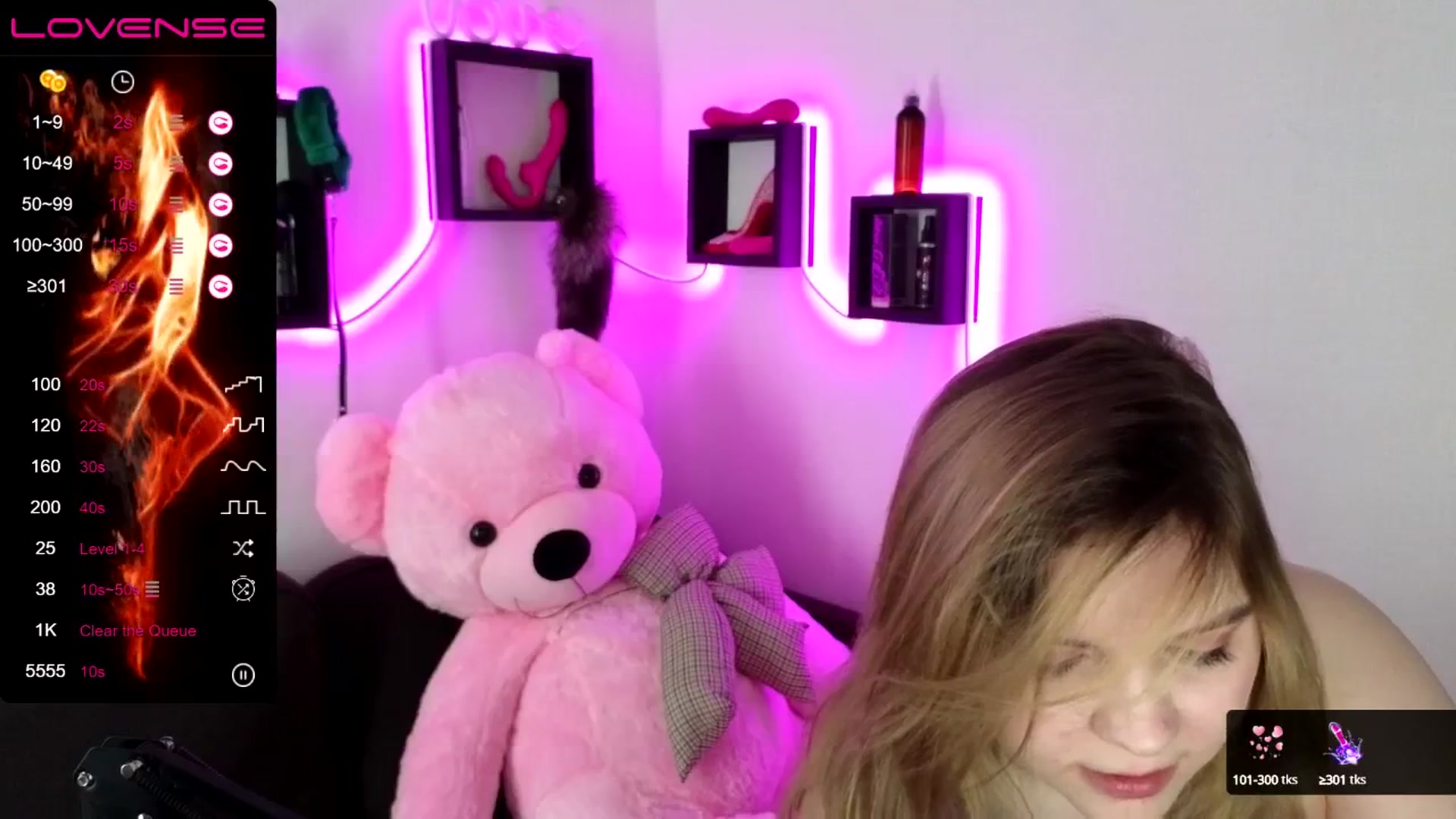 Gallery image thumbnail from PetiteAnny's myfreecams stream on, 05/10/2024, 06:25 image 8 of 20