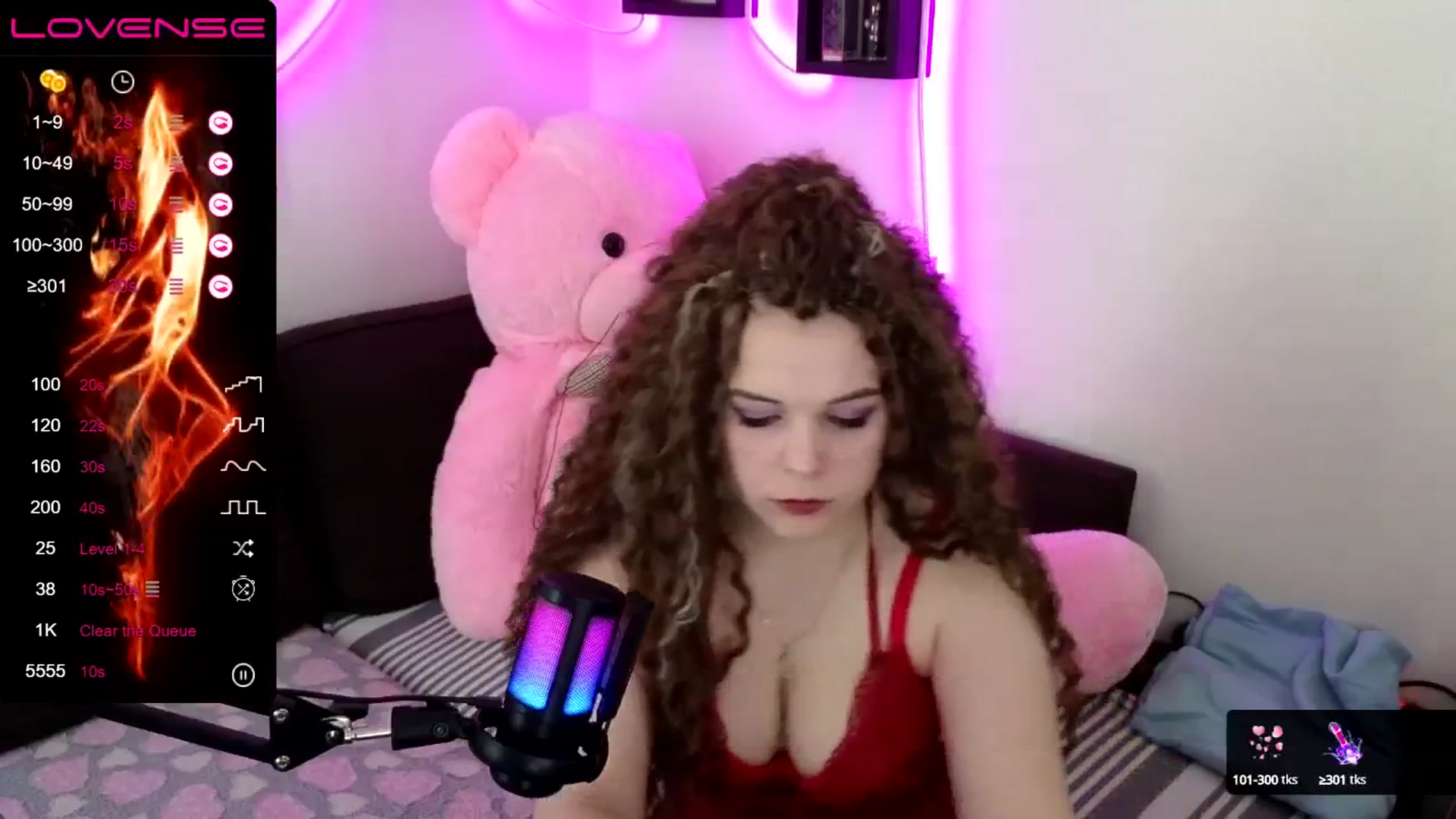 Gallery image thumbnail from PetiteAnny's myfreecams stream on, 05/13/2024, 02:30 image 18 of 20