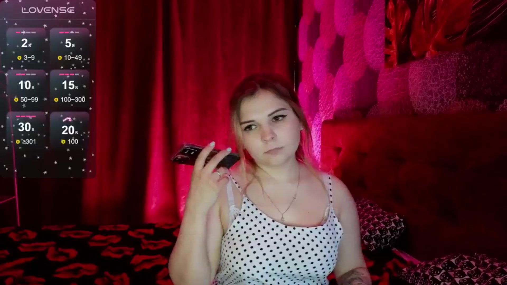 Gallery image thumbnail from PetiteAnny's myfreecams stream on, 06/17/2024, 04:42 image 3 of 20