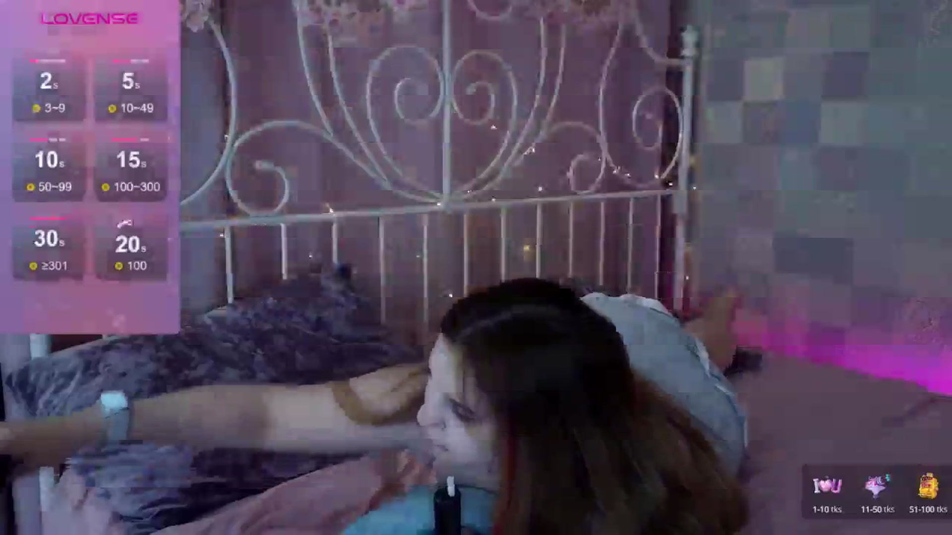 Gallery image thumbnail from PetiteAnny's myfreecams stream on, 07/11/2024, 08:25 image 13 of 20