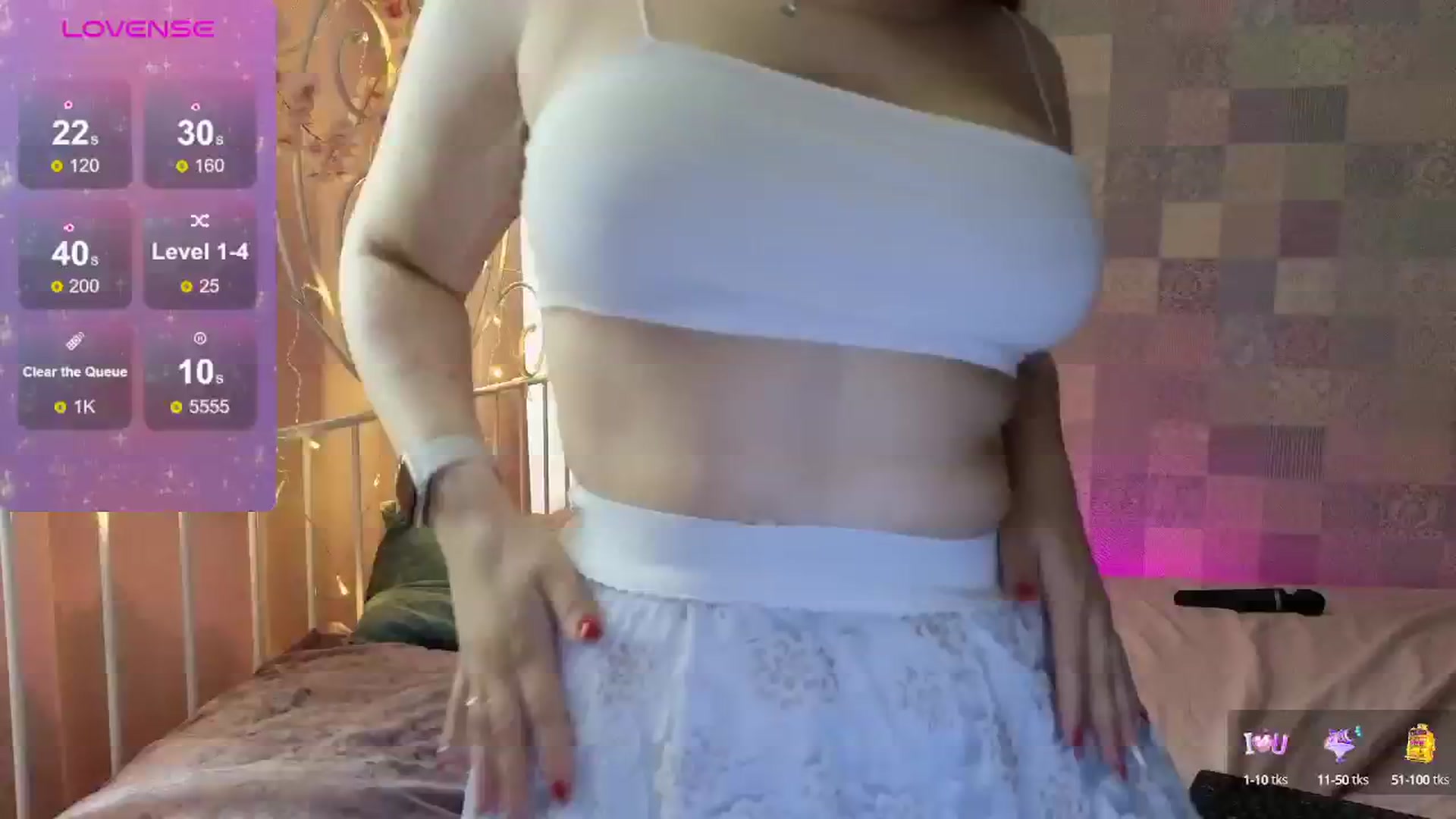 Gallery image thumbnail from PetiteAnny's myfreecams stream on, 07/12/2024, 08:00 image 14 of 20