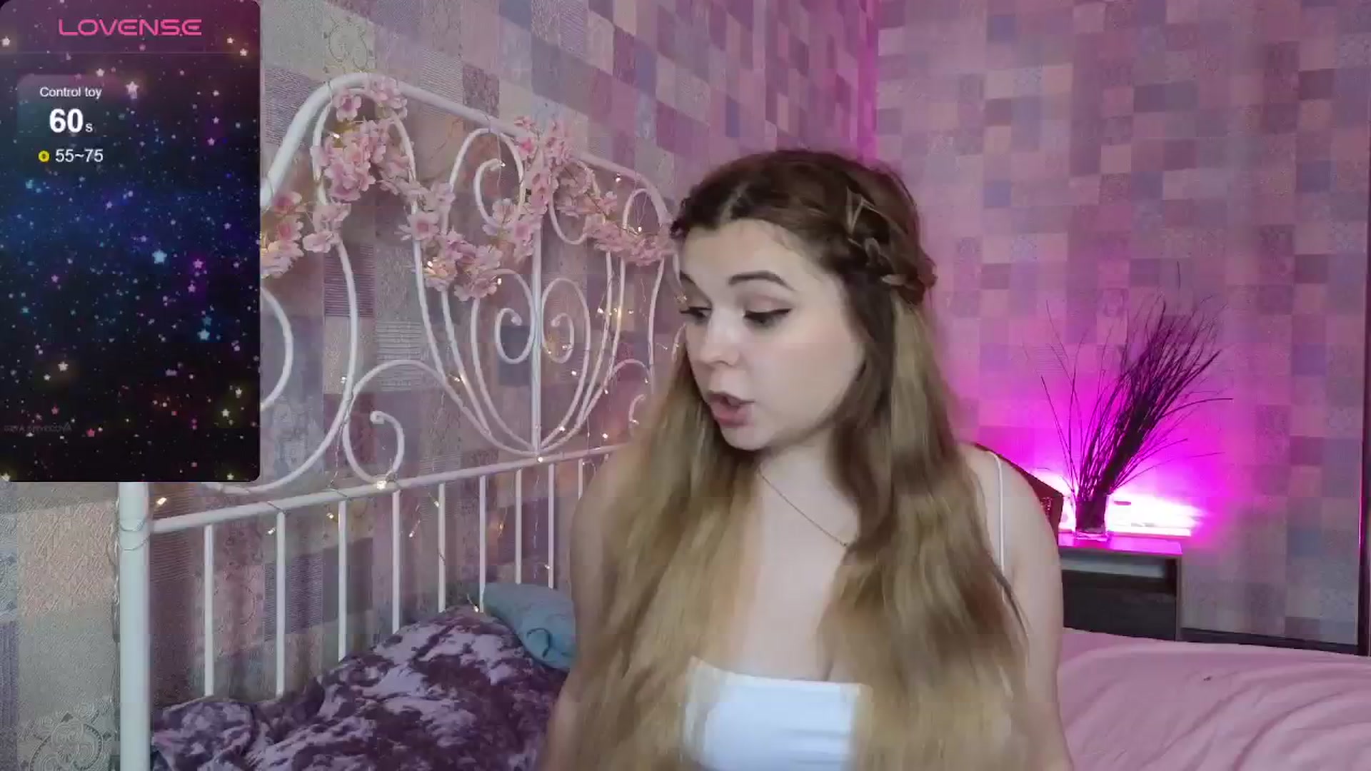Gallery image thumbnail from PetiteAnny's myfreecams stream on, 07/29/2024, 07:50 image 12 of 20